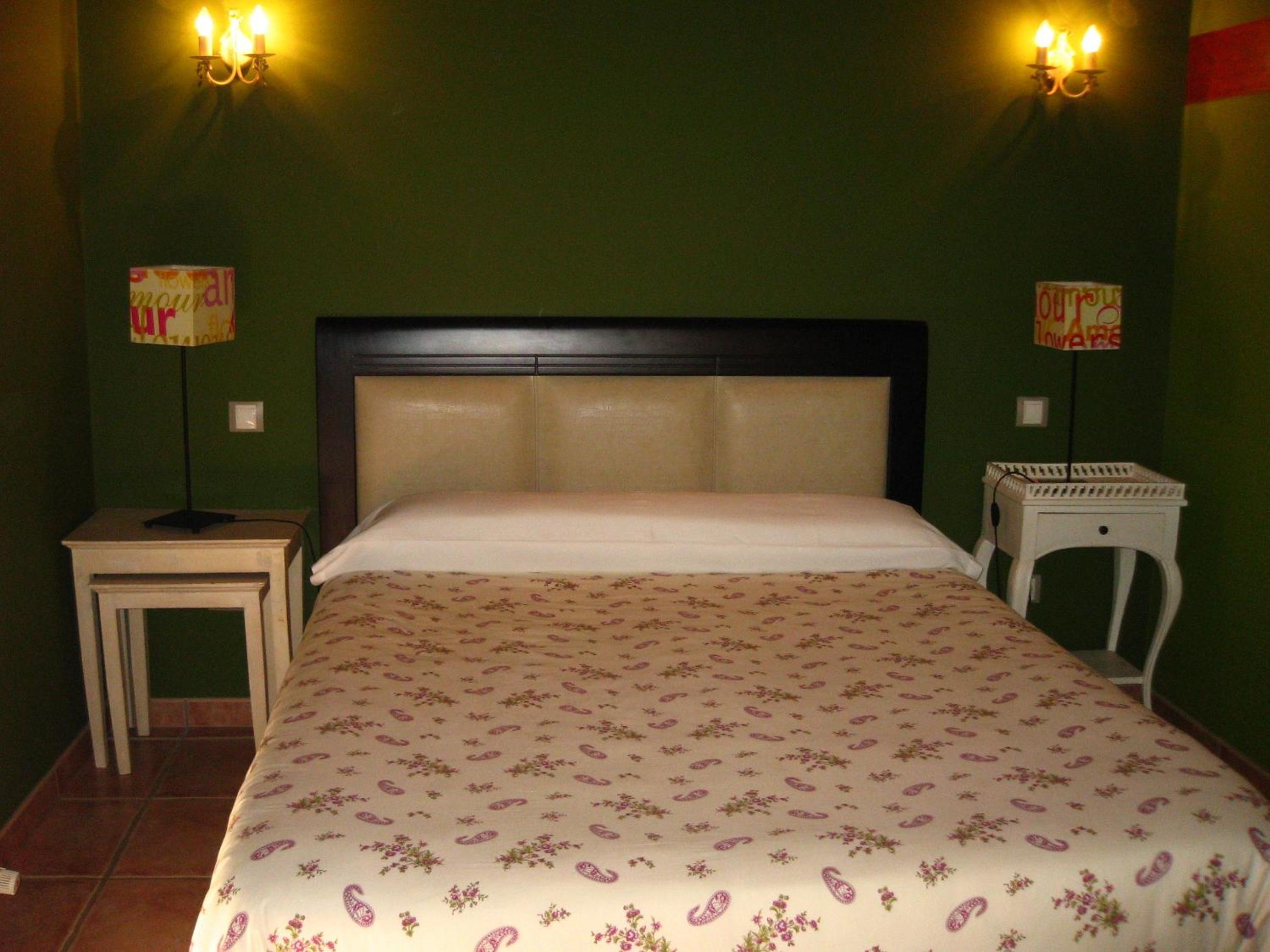 Double or Twin Room photo 2