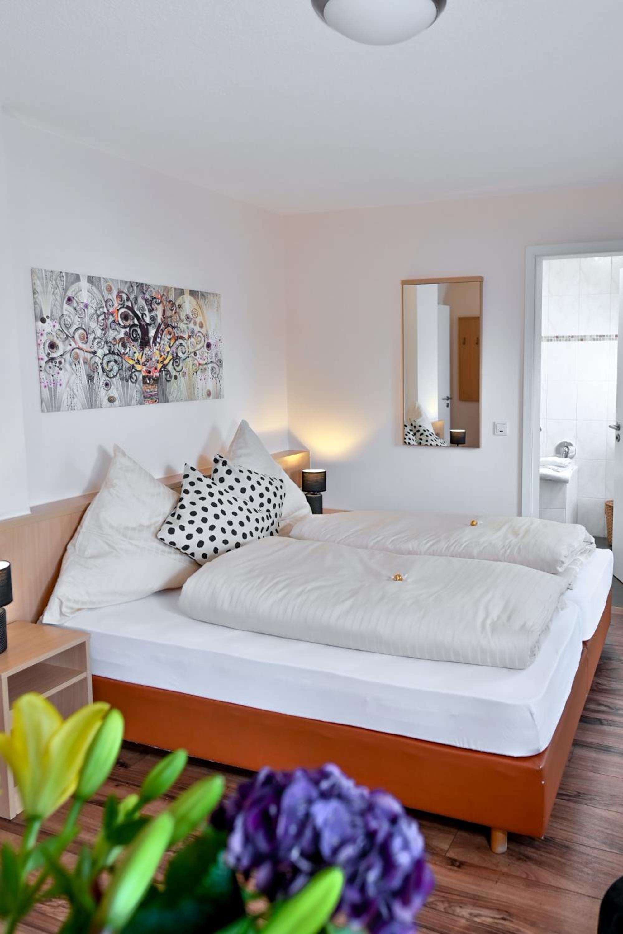Deluxe Double Room with Bath photo 1