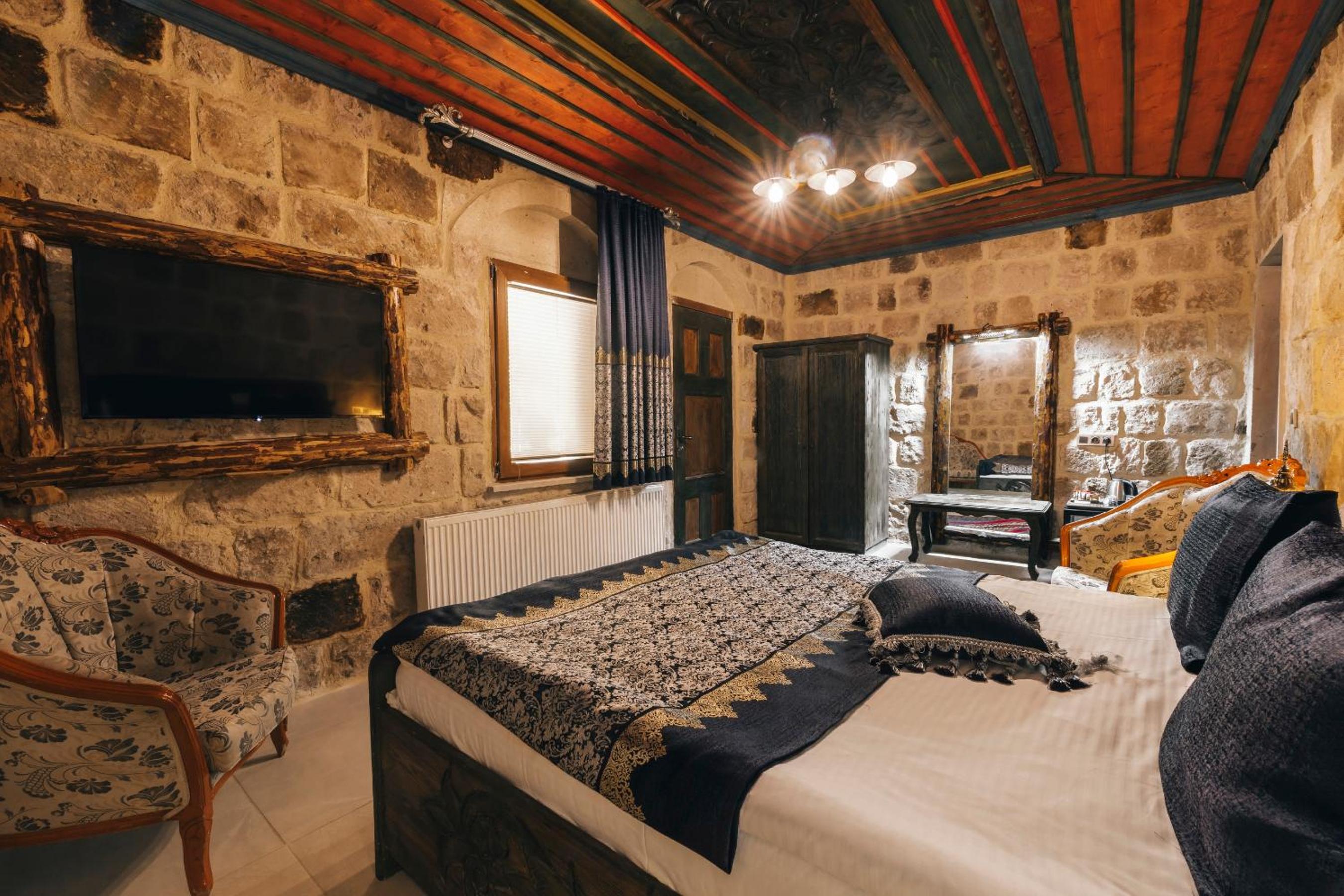 Deluxe Cave Room - Photo 55