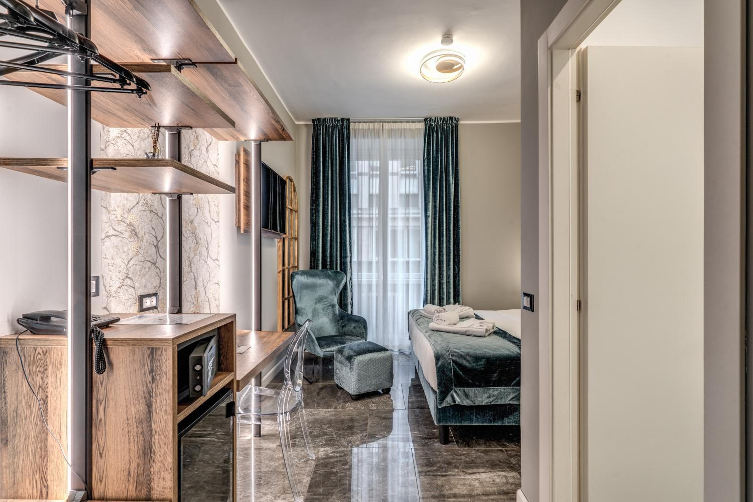 Double or Twin Room photo 1