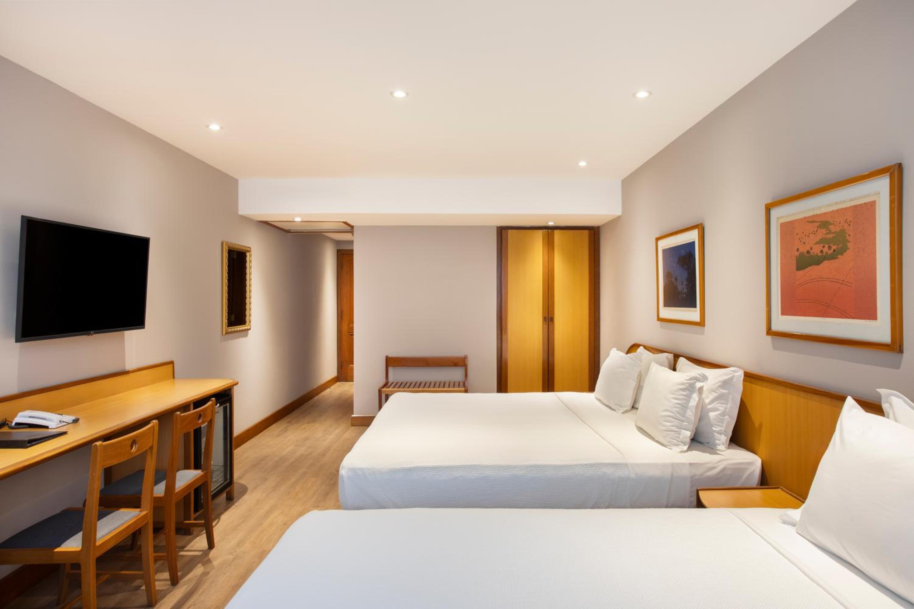 Quarto Superior Executivo Family Plan - Photo 4