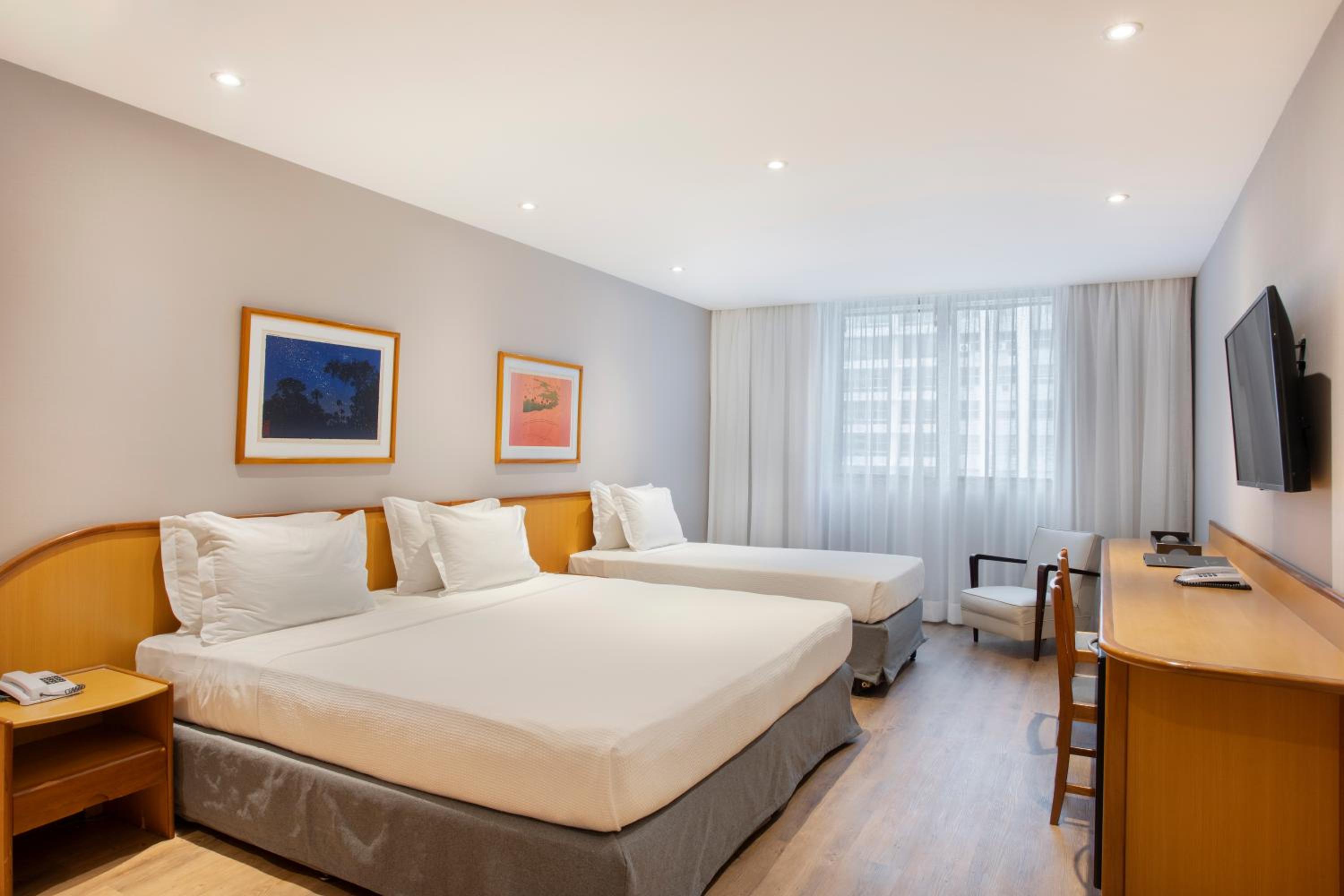 Quarto Superior Executivo Family Plan - Photo 1