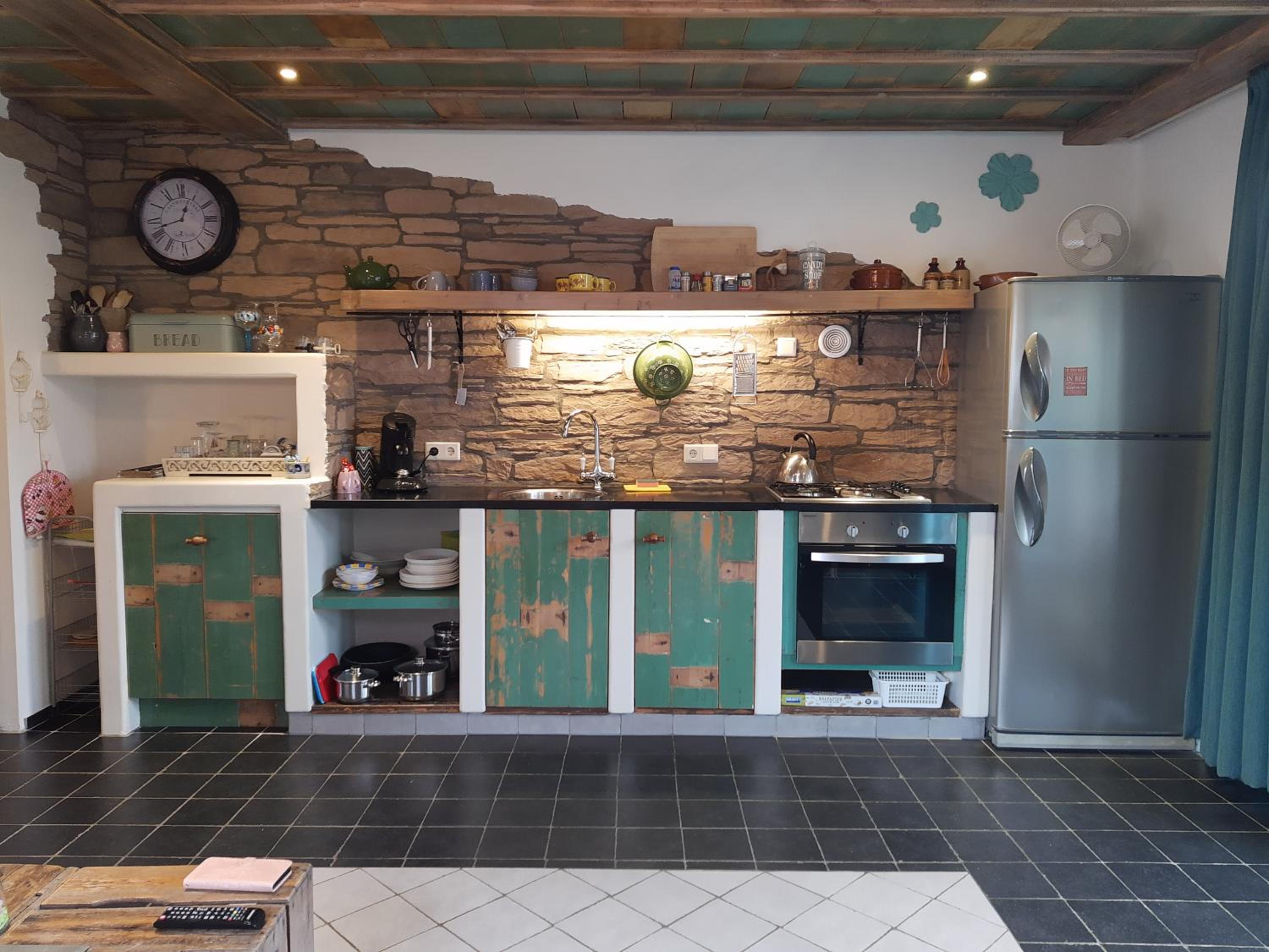 One-Bedroom House photo 2