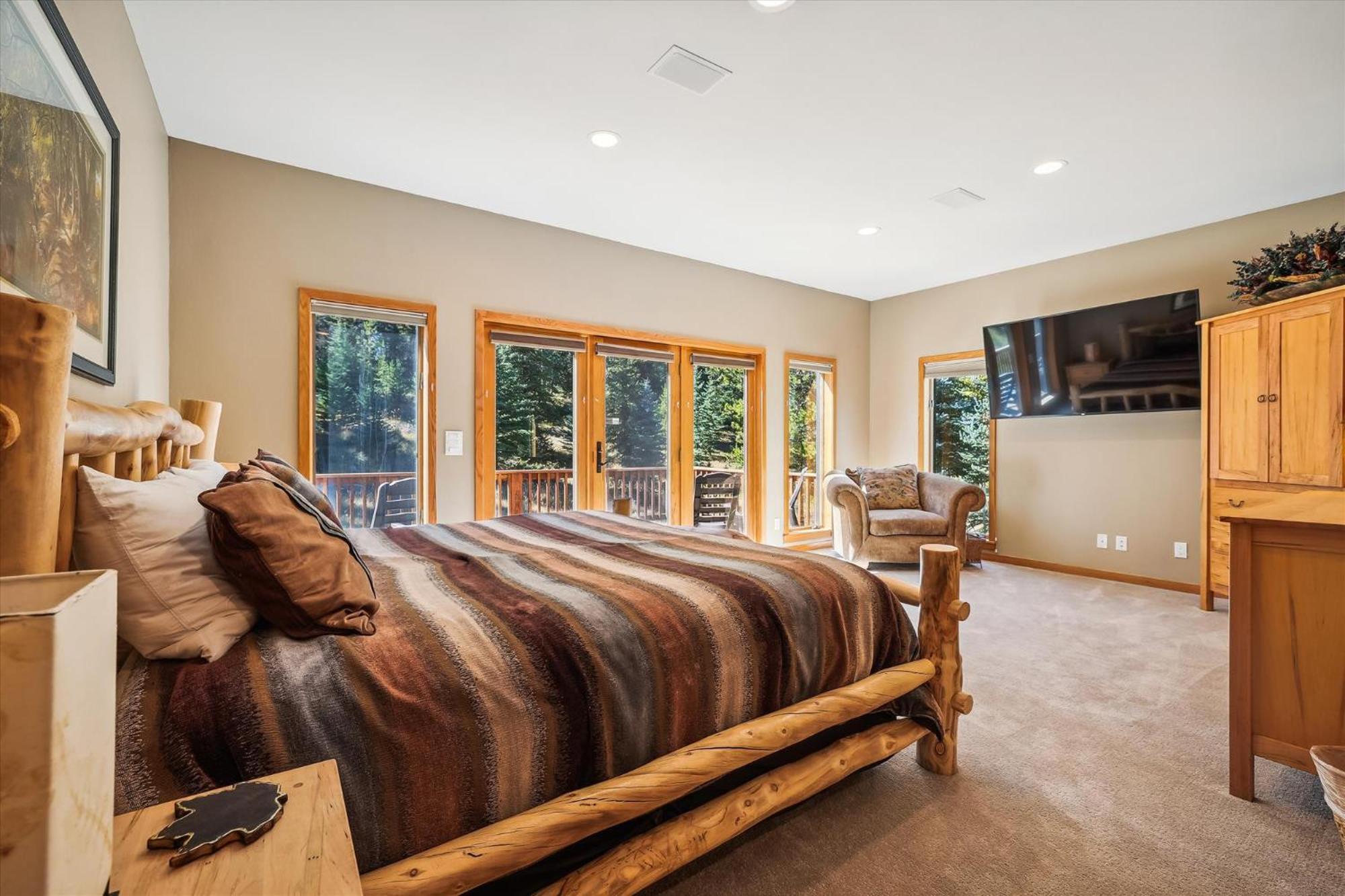 Five-Bedroom Holiday Home photo 1