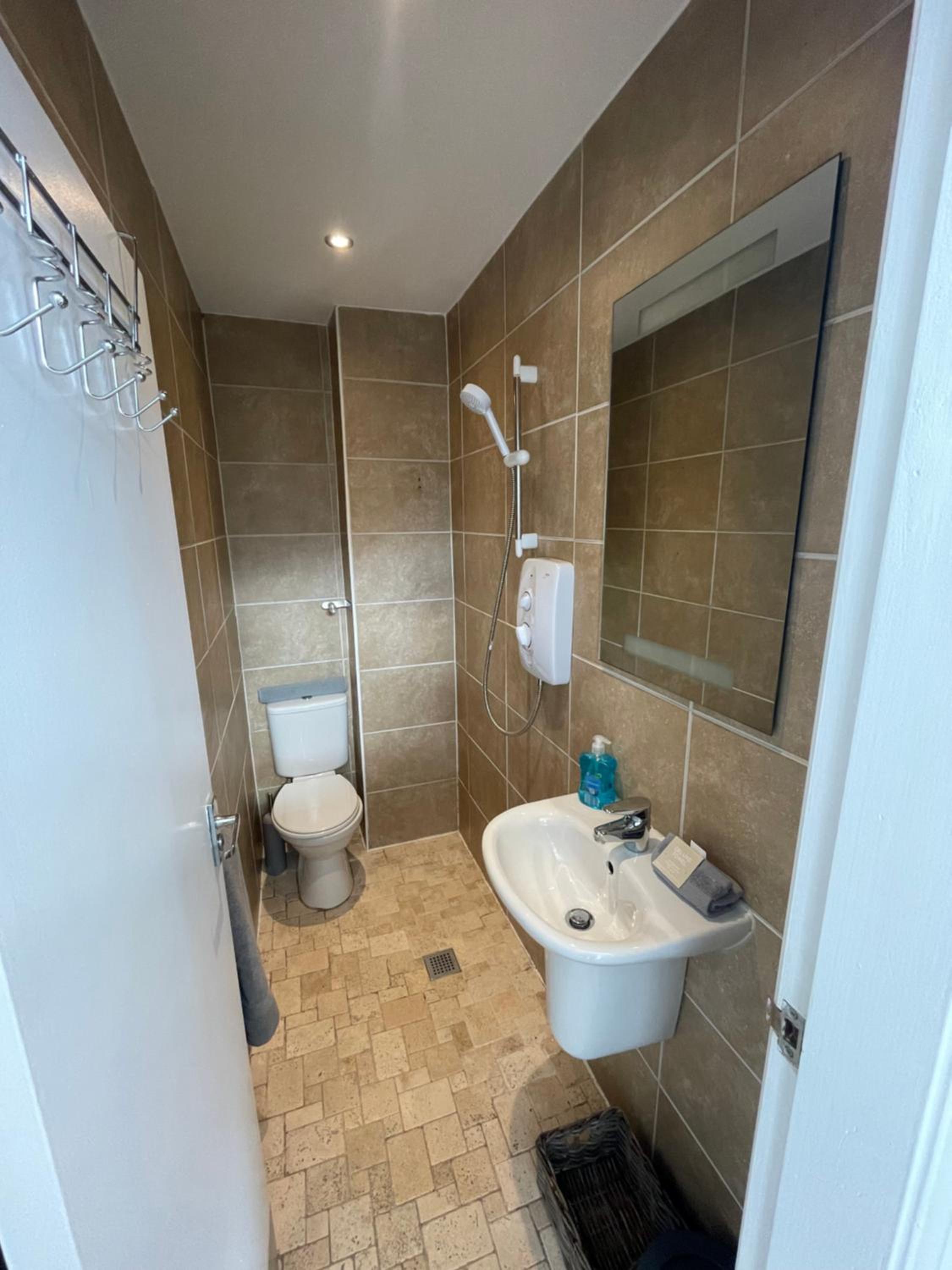 Studio Apartment photo 3