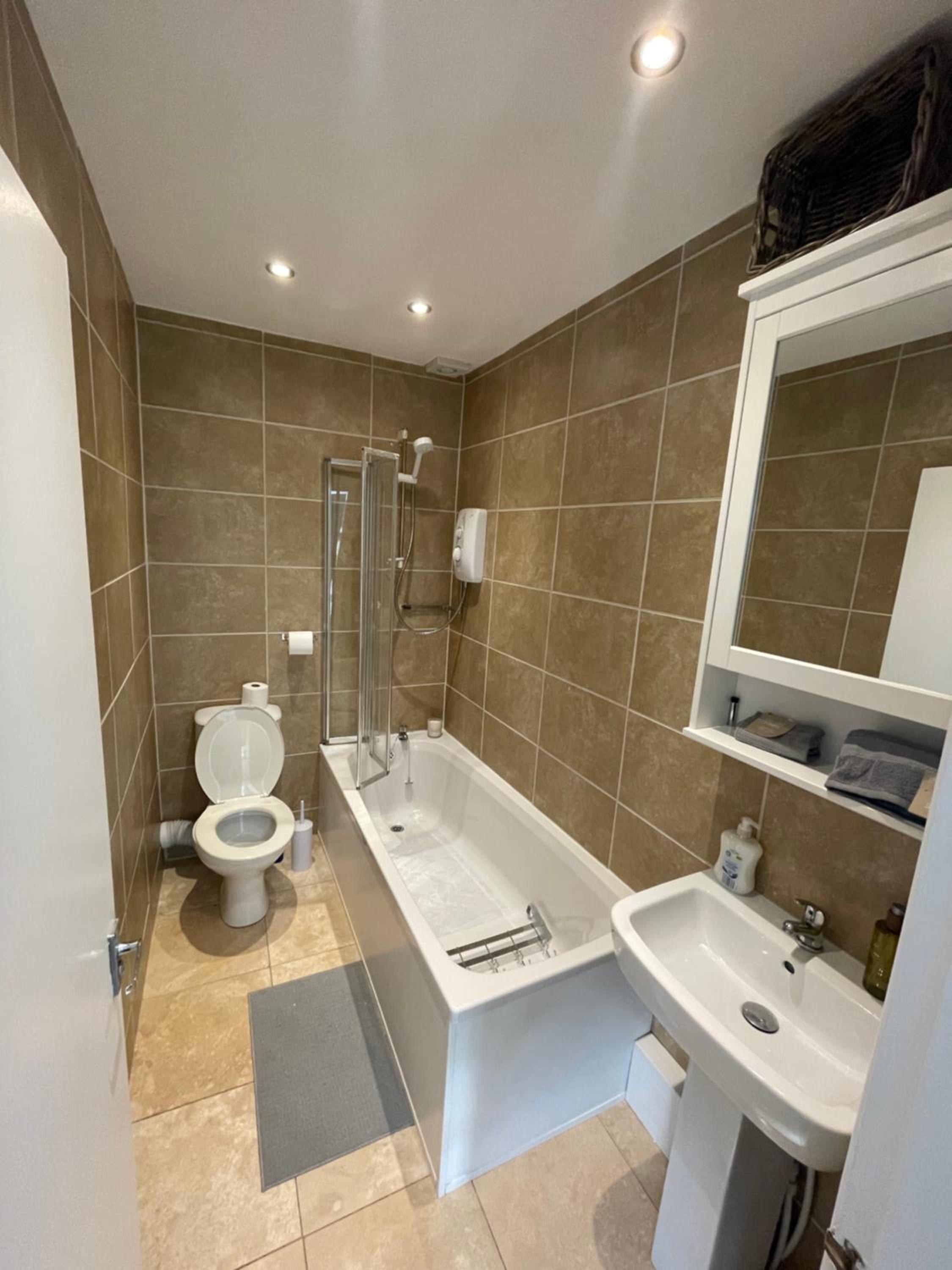 Studio Apartment photo 3