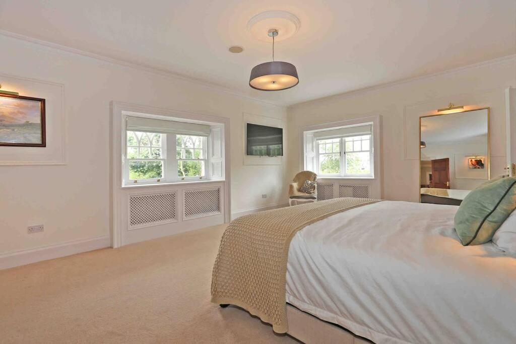 Villa photo 1