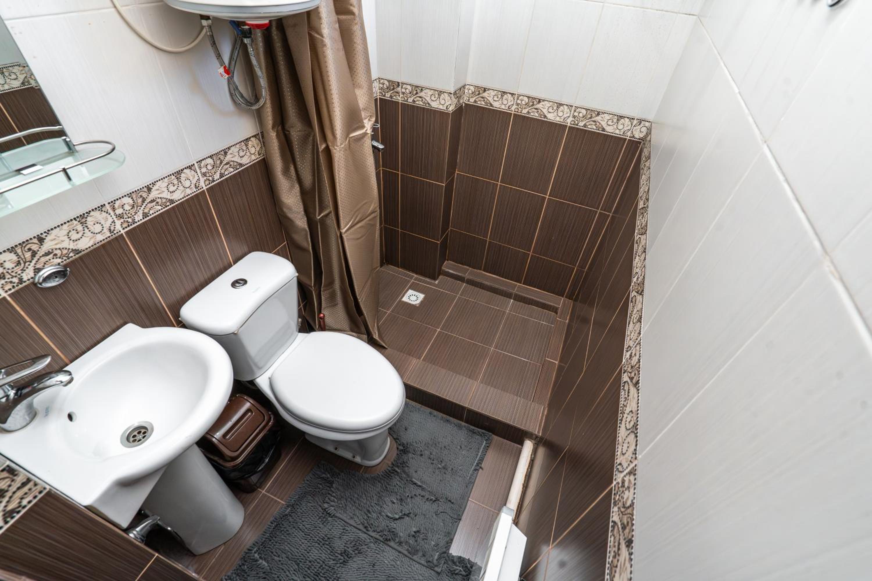 Triple Room With Private Bathroom photo 2