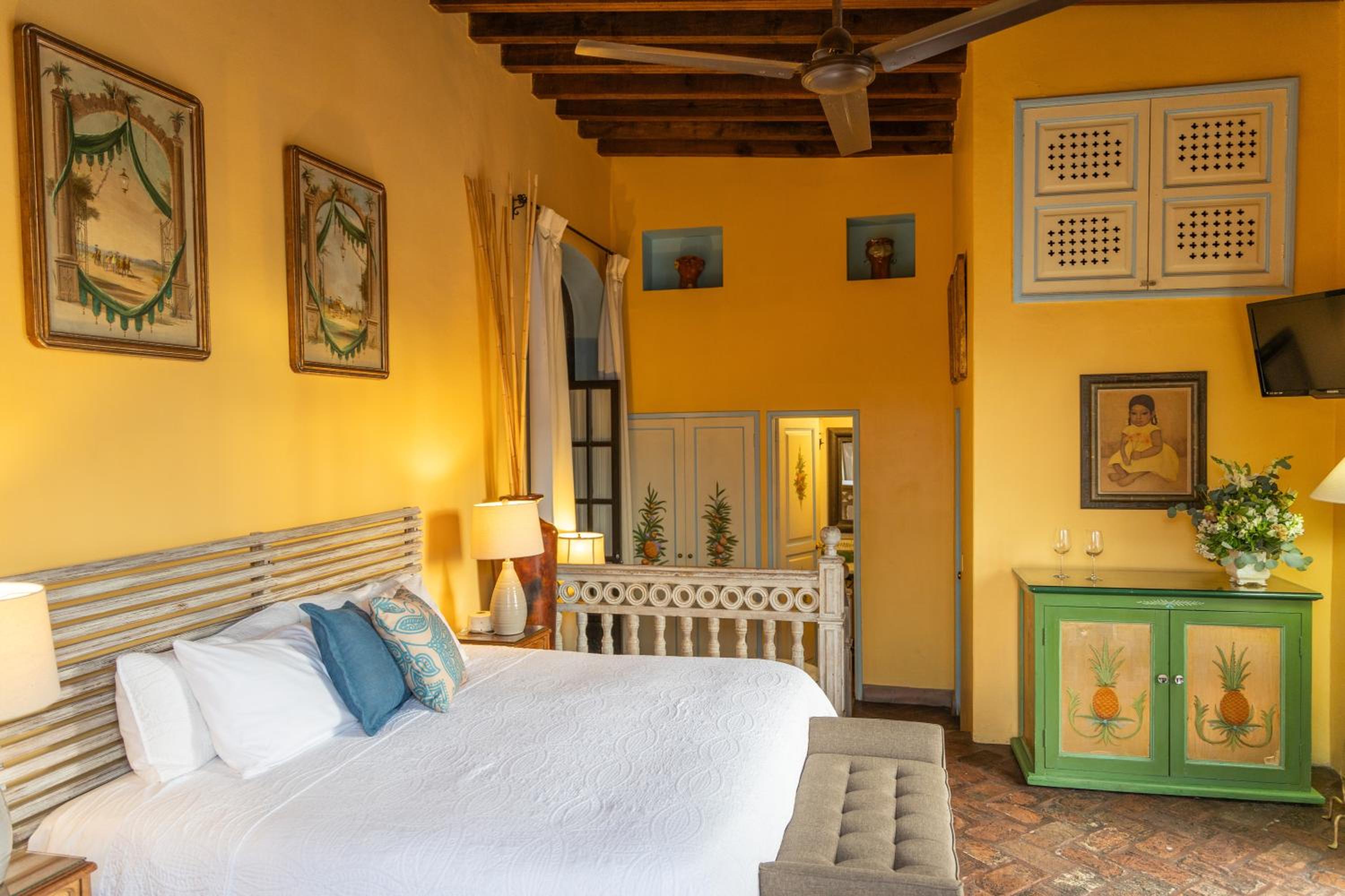Double or Twin Room - Photo 1