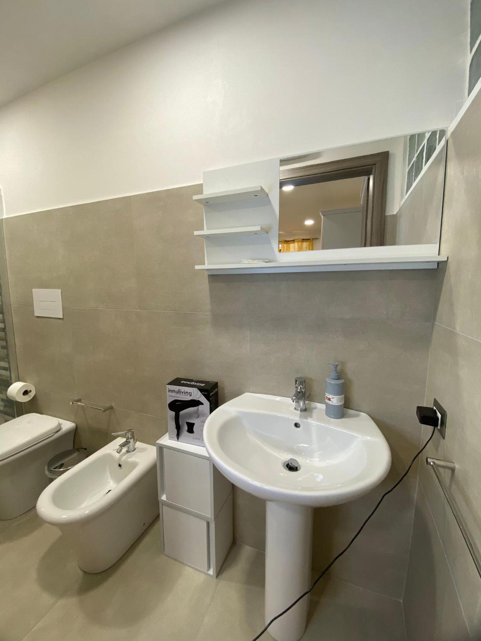 Large Double Room photo 2