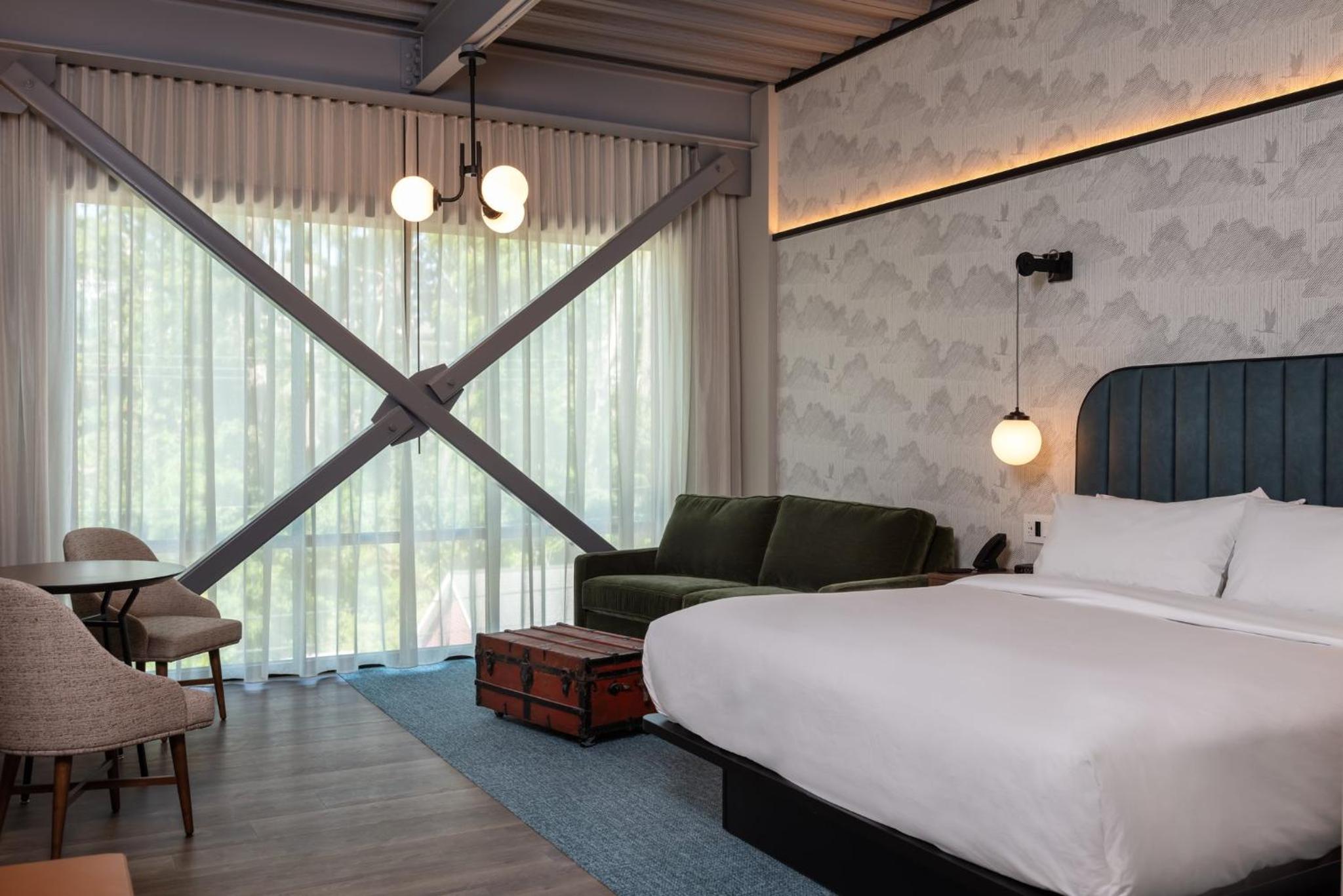 Standard King Room with Sofa Bed