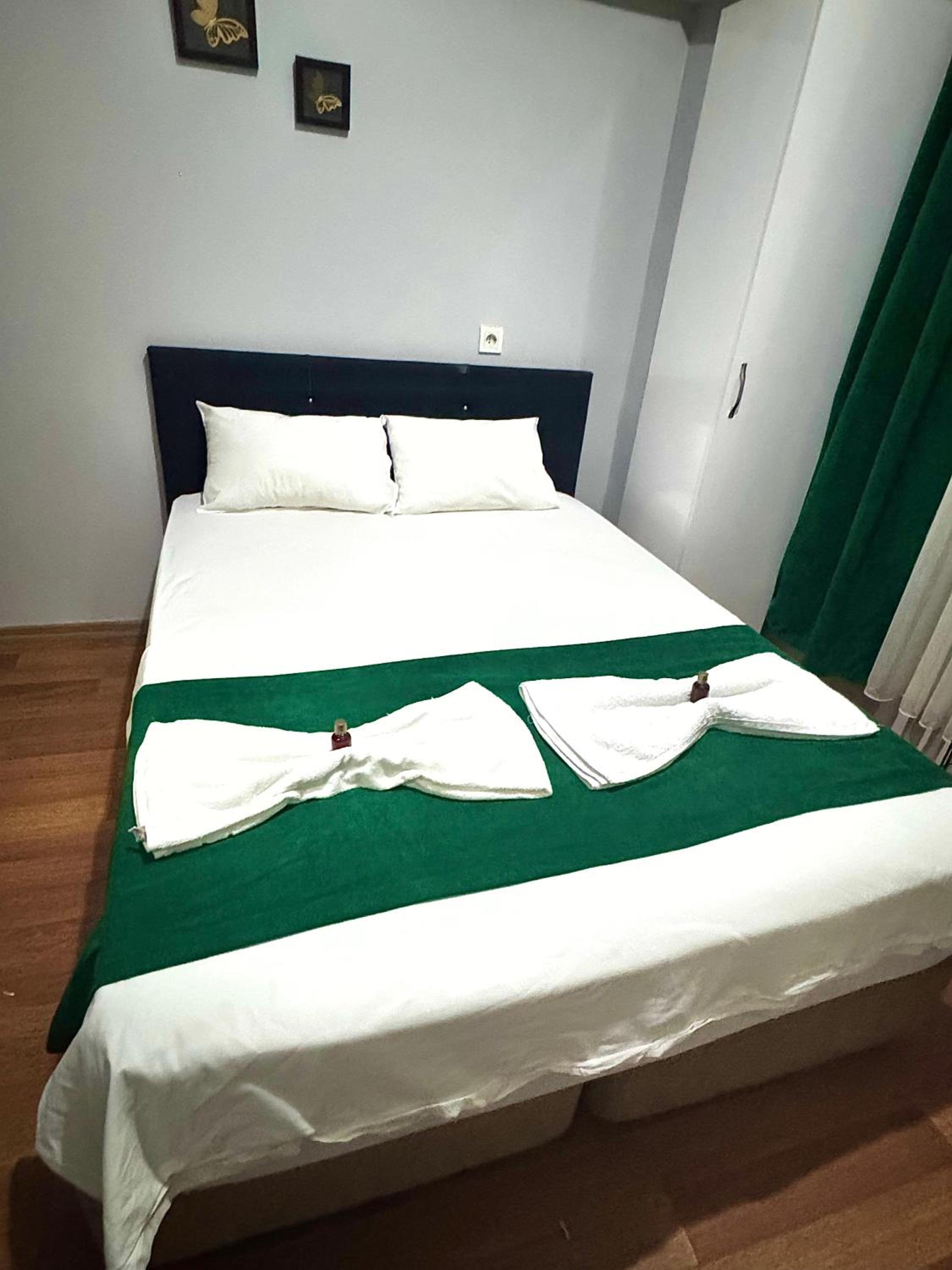 Standard Double Room photo 2