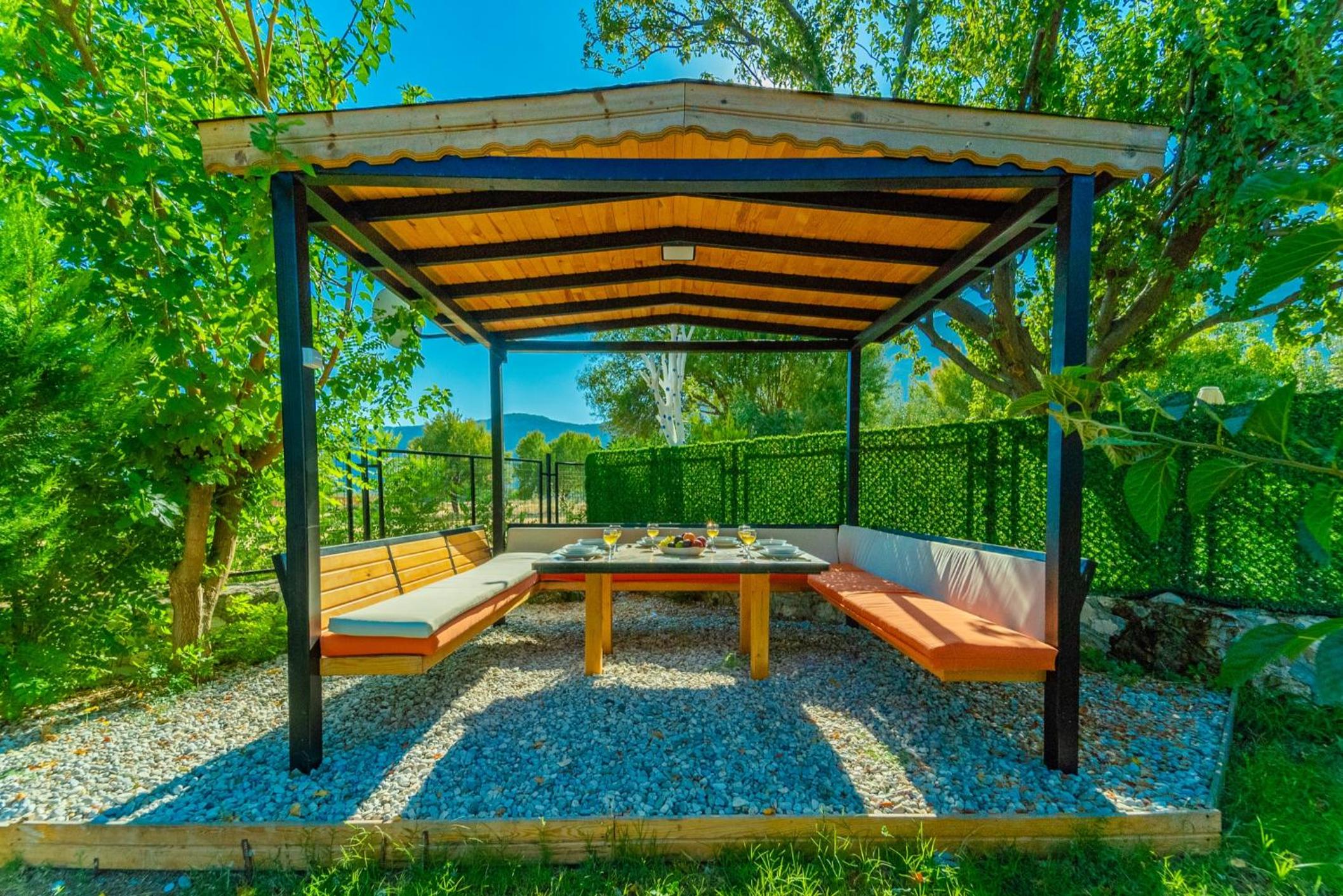 Three-Bedroom Villa photo 2