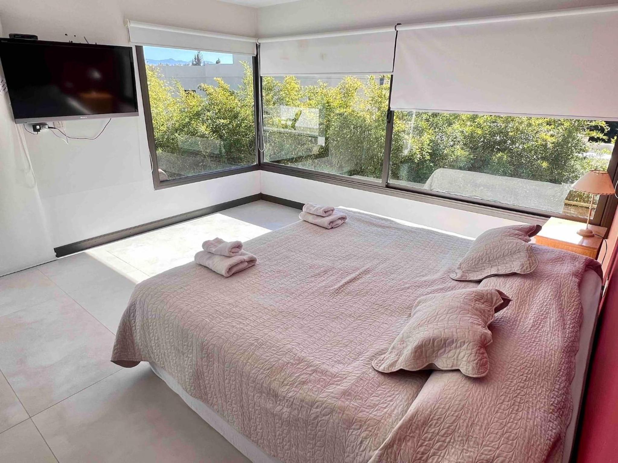 Three-Bedroom Holiday Home  photo 3