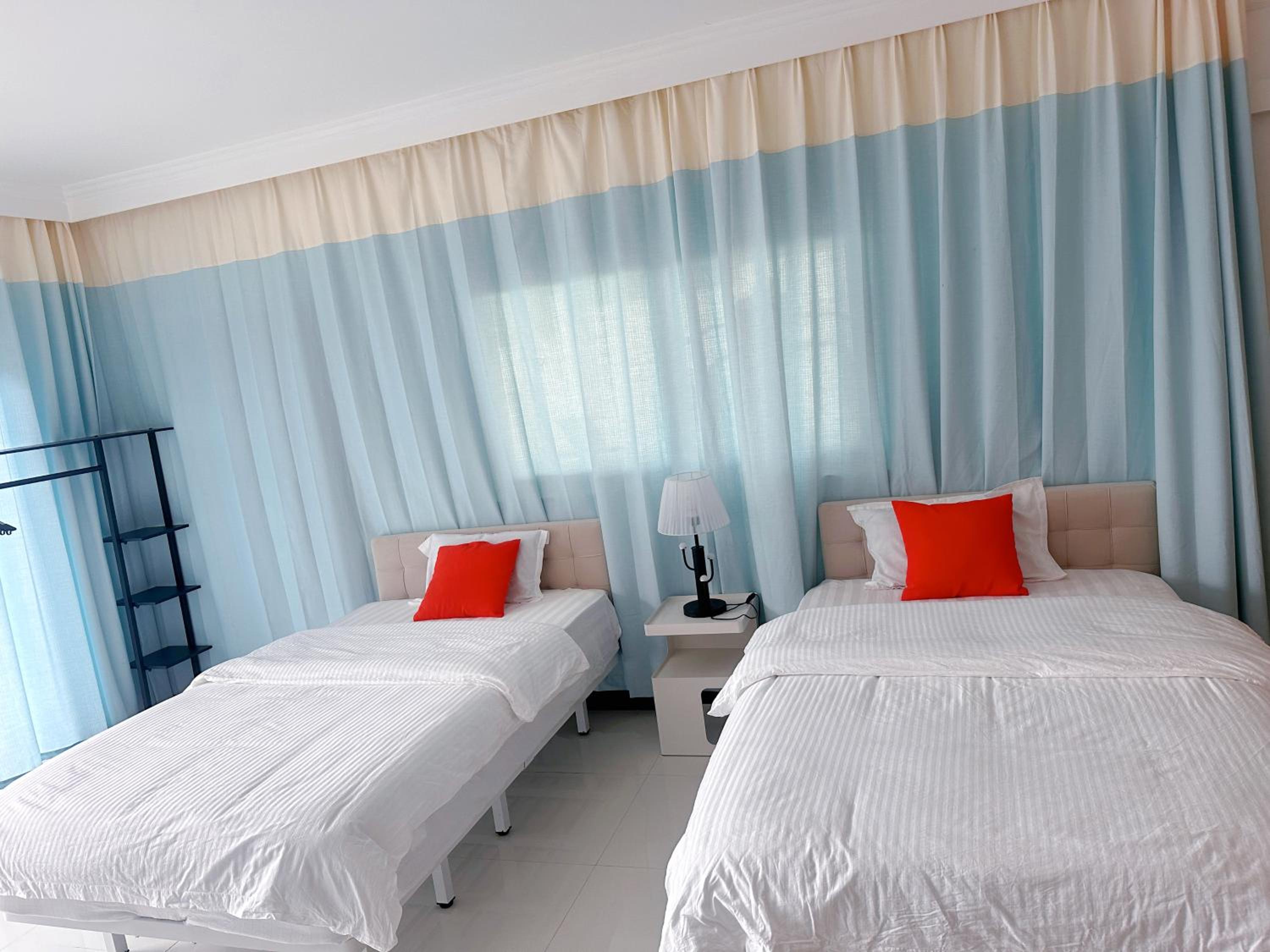 Junior Suite with Garden View photo 2