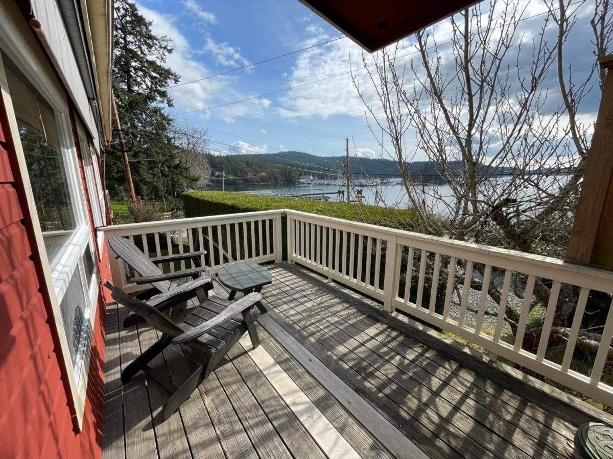 King Suite with Balcony photo 2