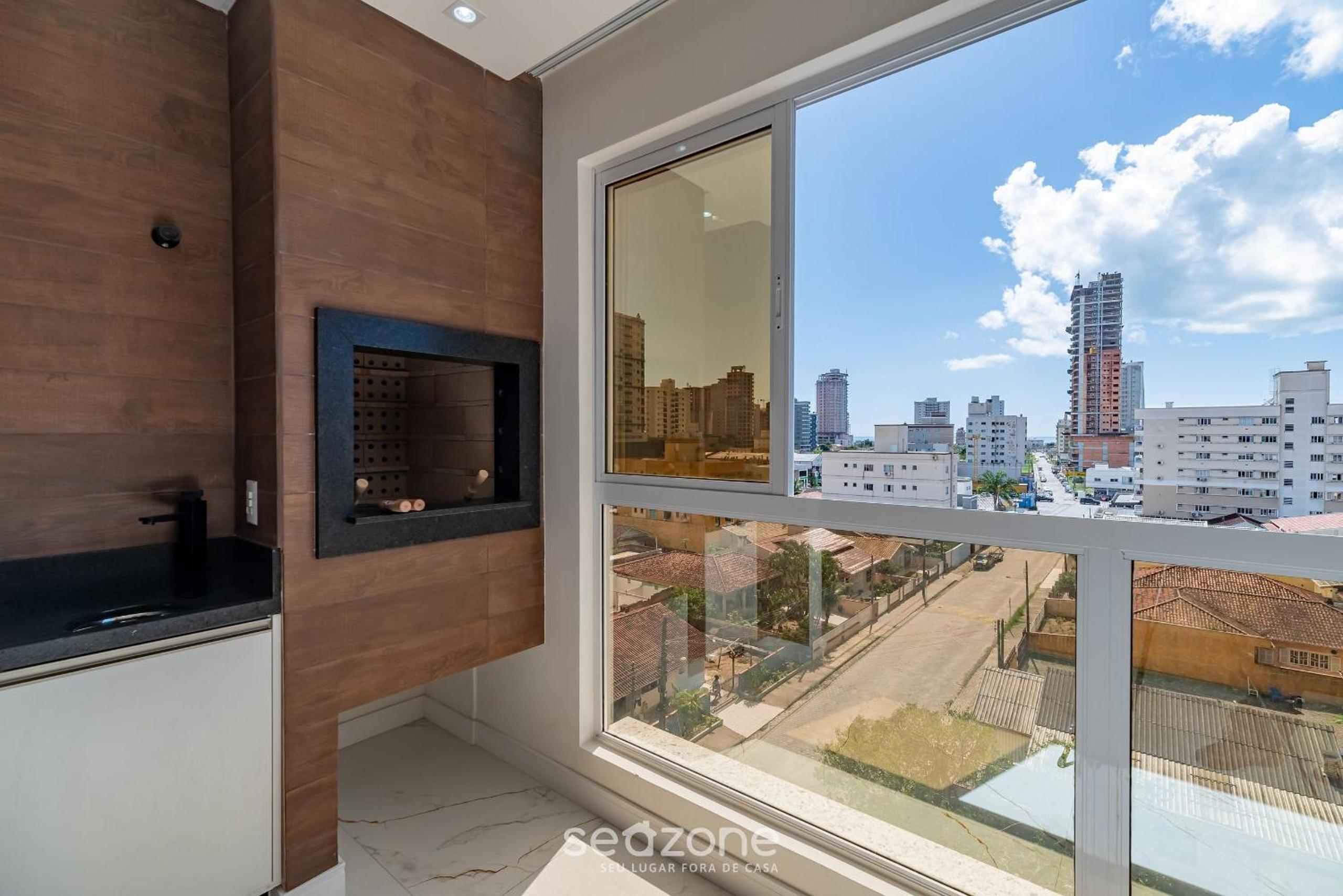 Apartment photo 2