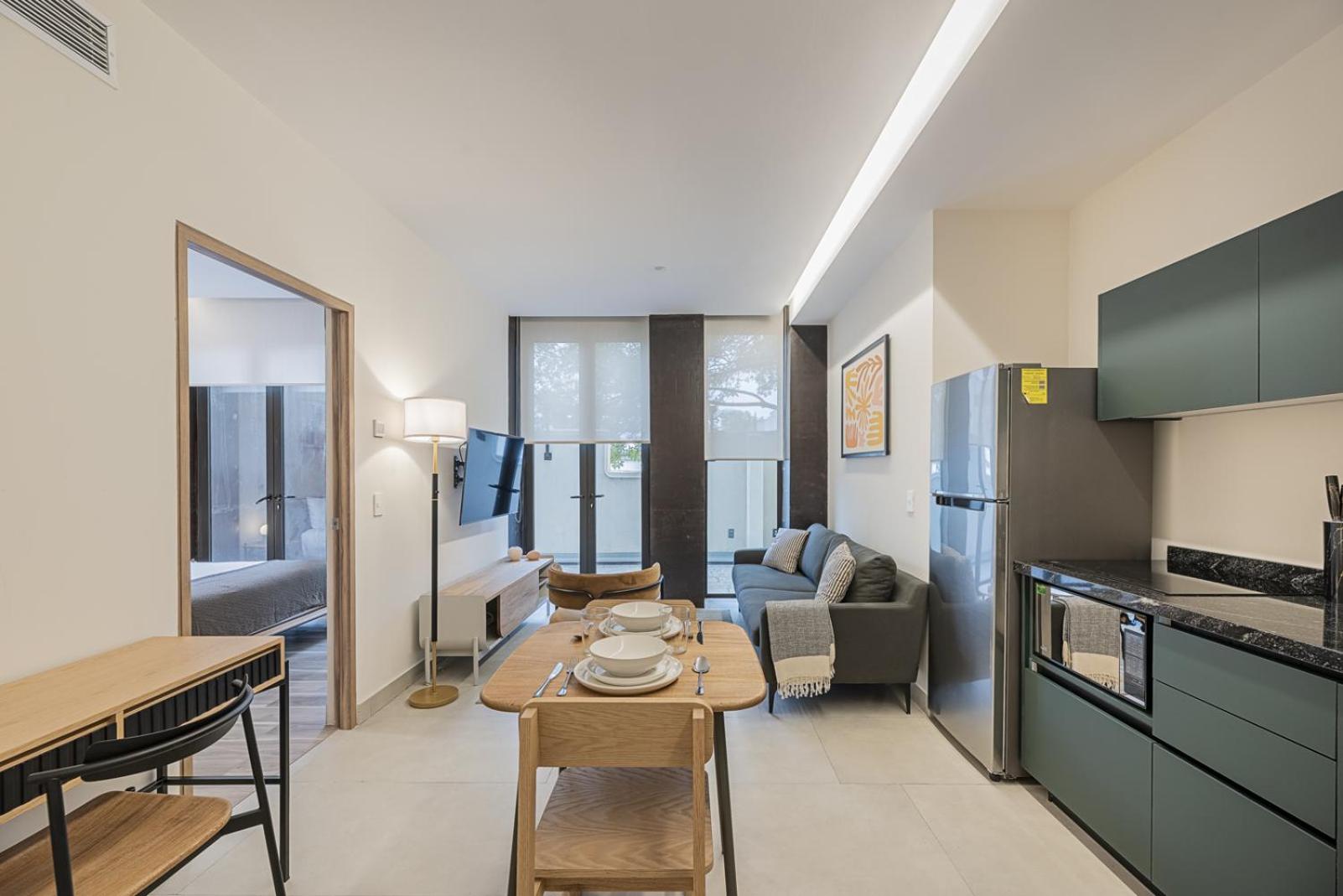 Deluxe One-Bedroom Apartment with Balcony  - Photo 9