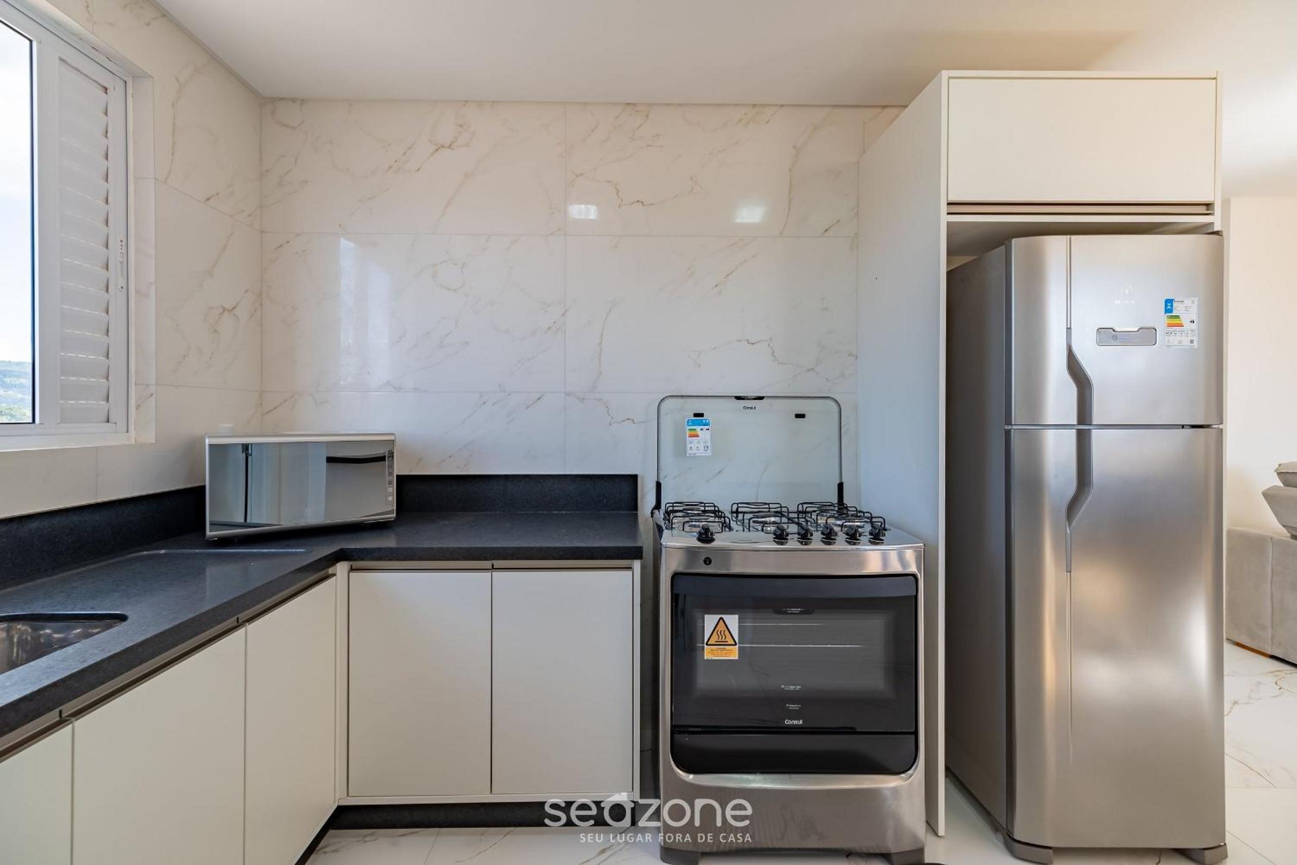 Apartment photo 2