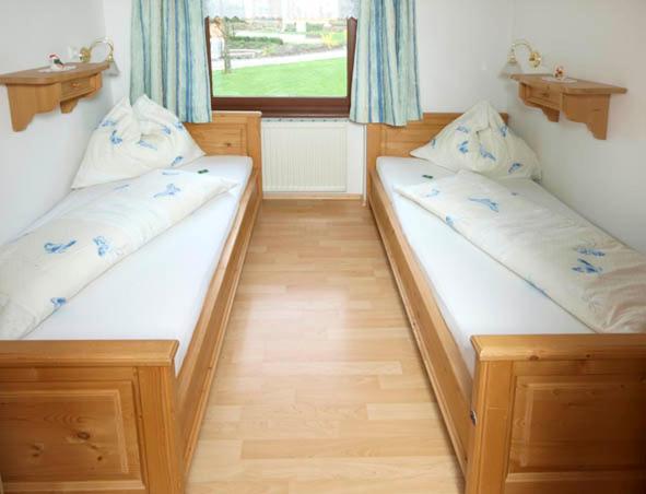 Two-Bedroom Apartment with Balcony photo 3