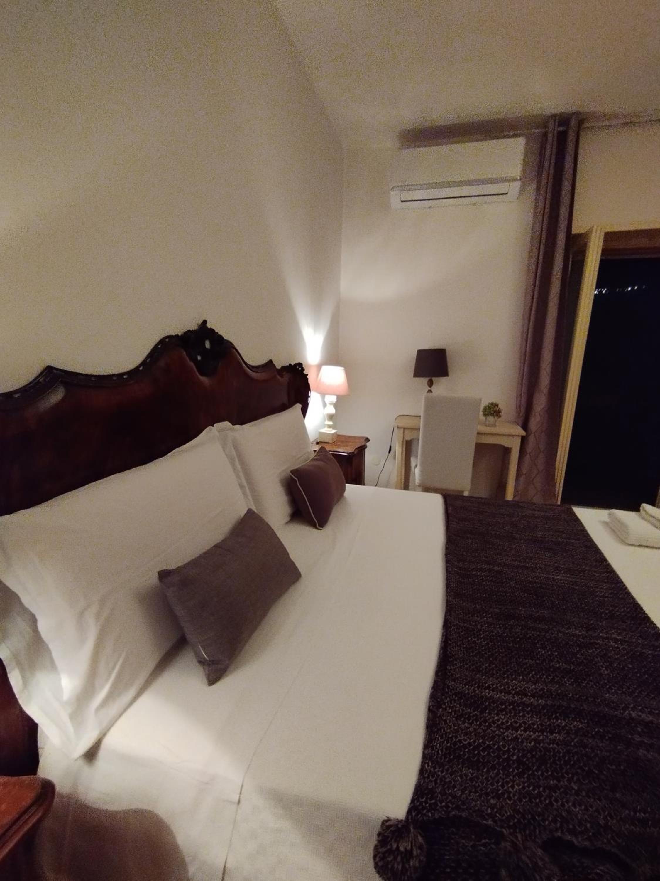 Standard Double Room photo 2