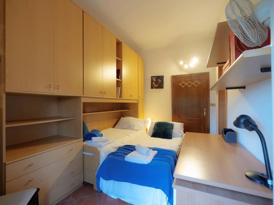 Three-Bedroom Apartment photo 1