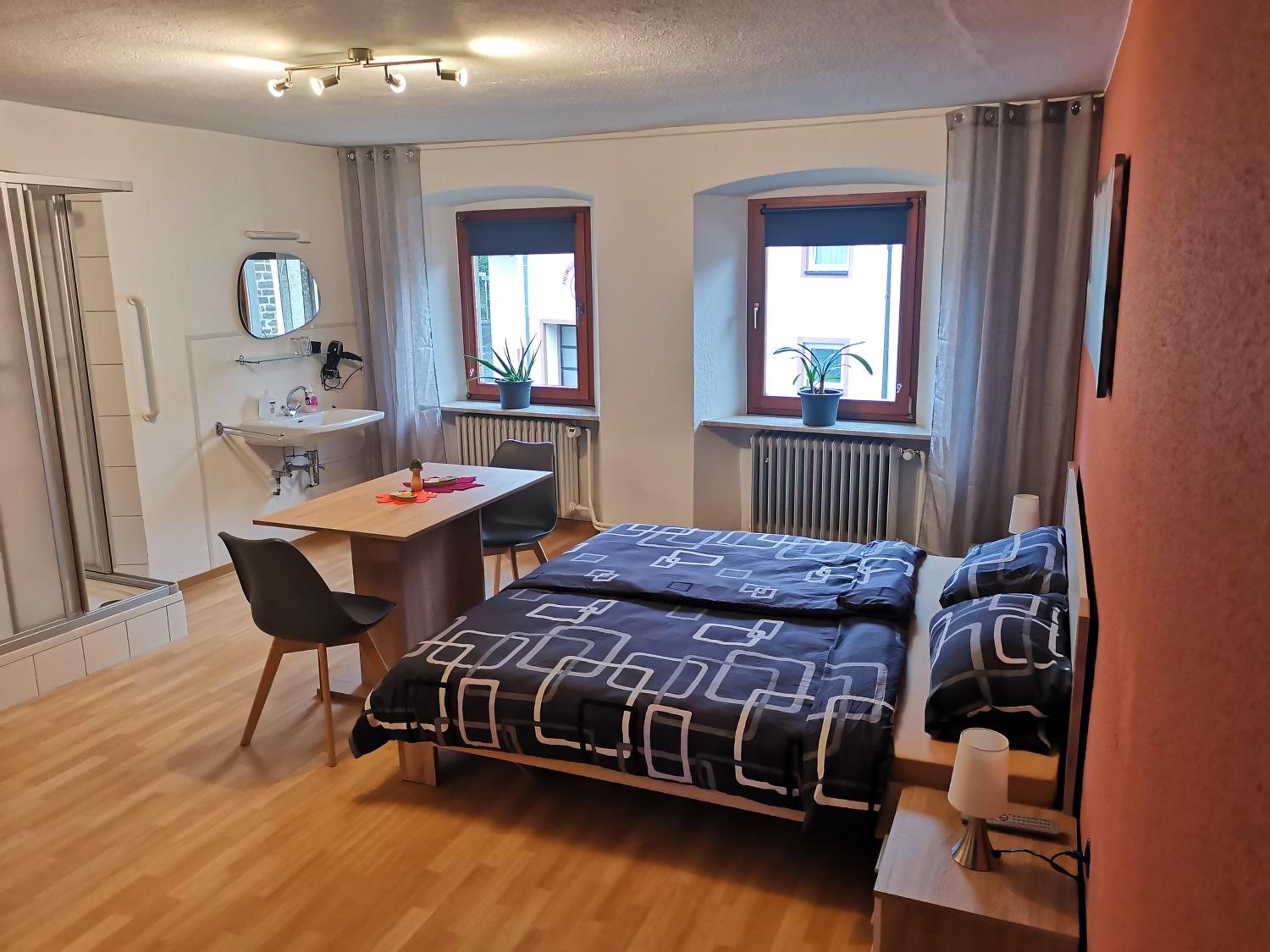 Double Room with Shared Toilet