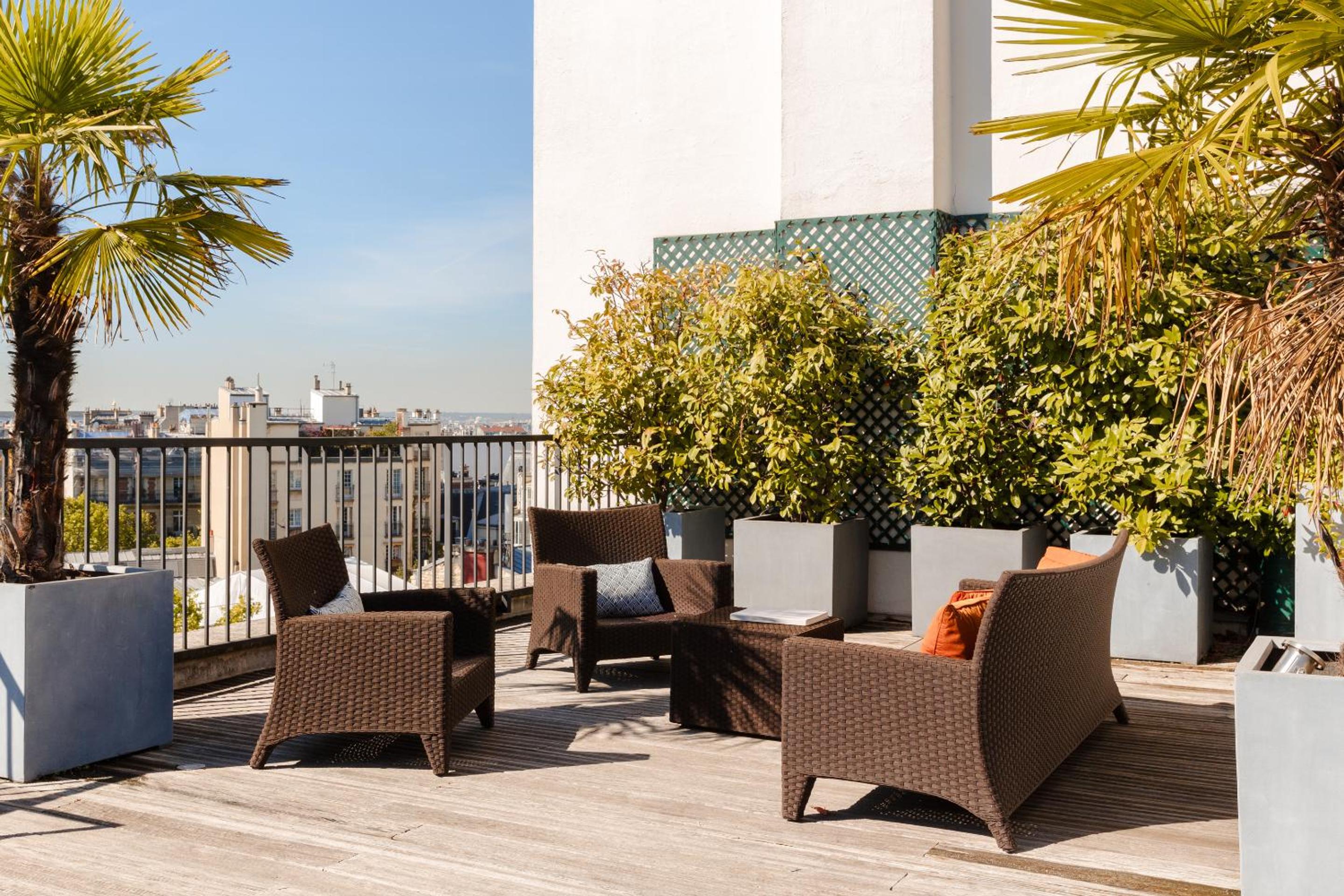 Suite Rooftop avec vue panoramique Tour Eiffel photo 3