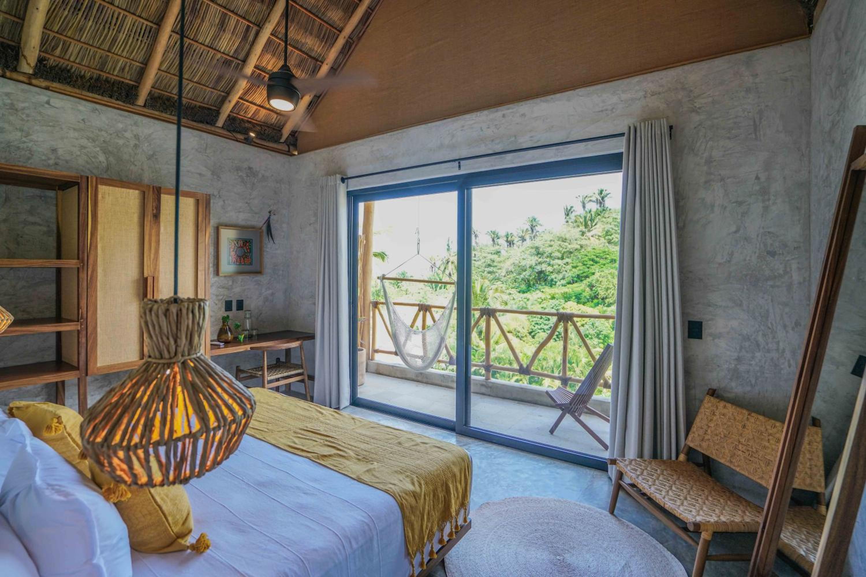 Quarto Duplo Deluxe com Varanda e Vista para o Mar