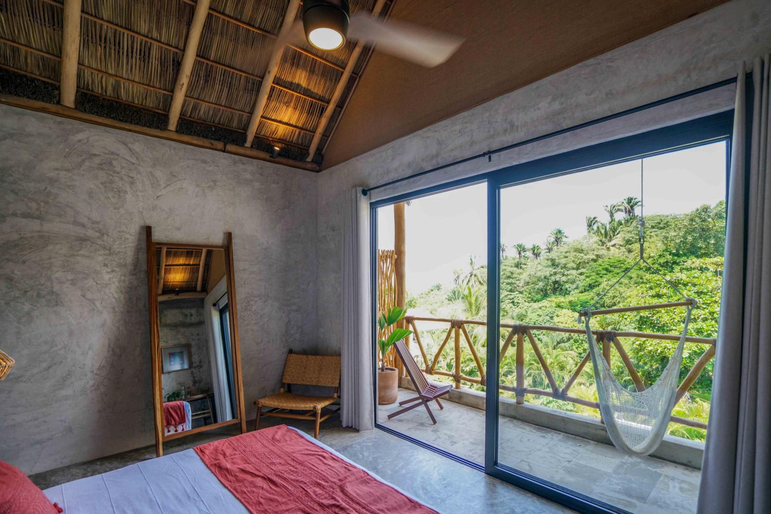 Quarto Duplo Deluxe com Varanda e Vista para o Mar
