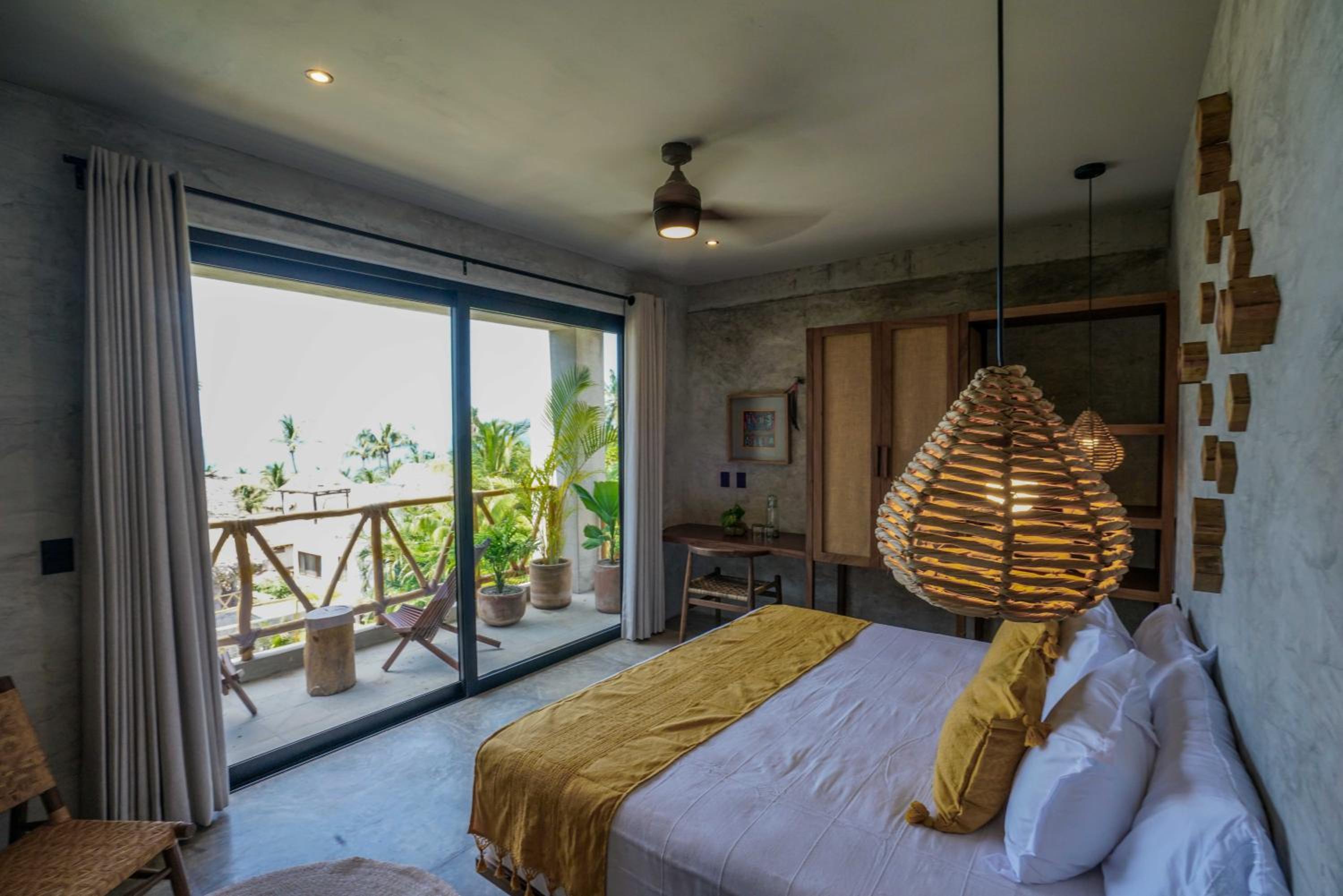 Quarto Duplo Deluxe com Varanda e Vista para o Mar