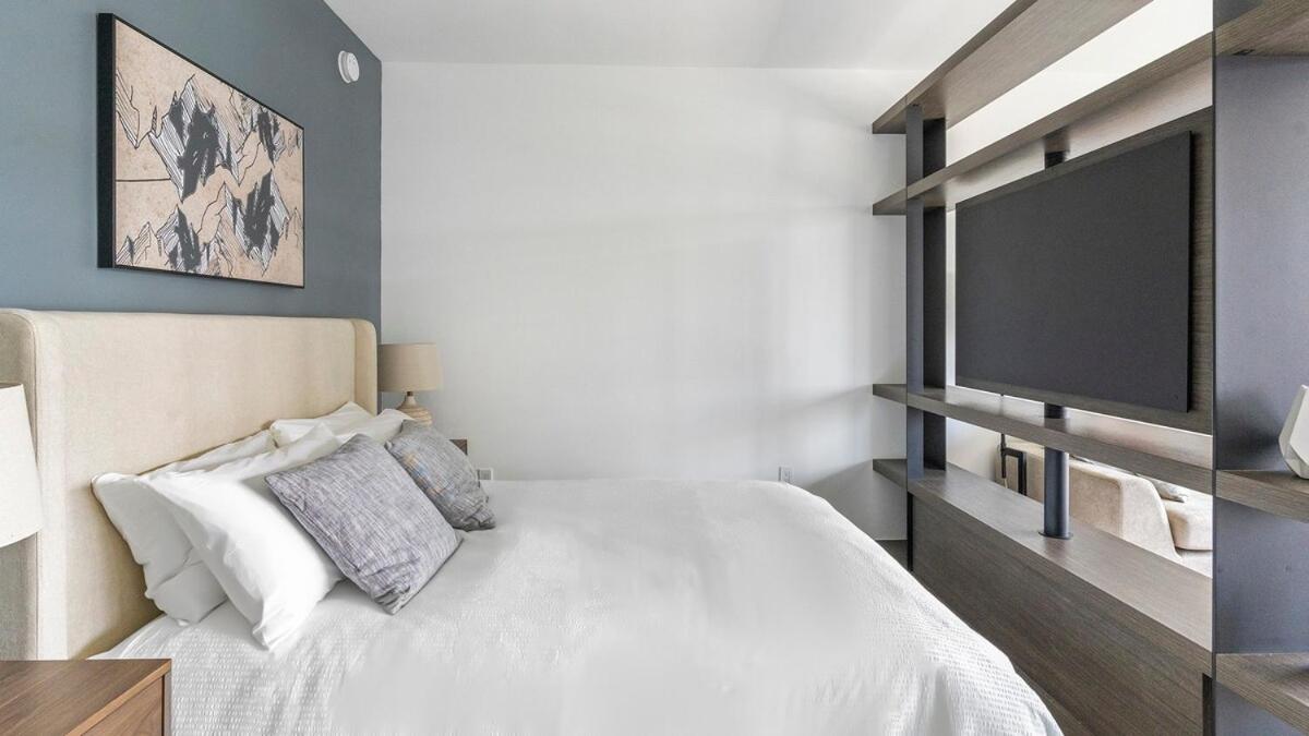 Apartment photo 2