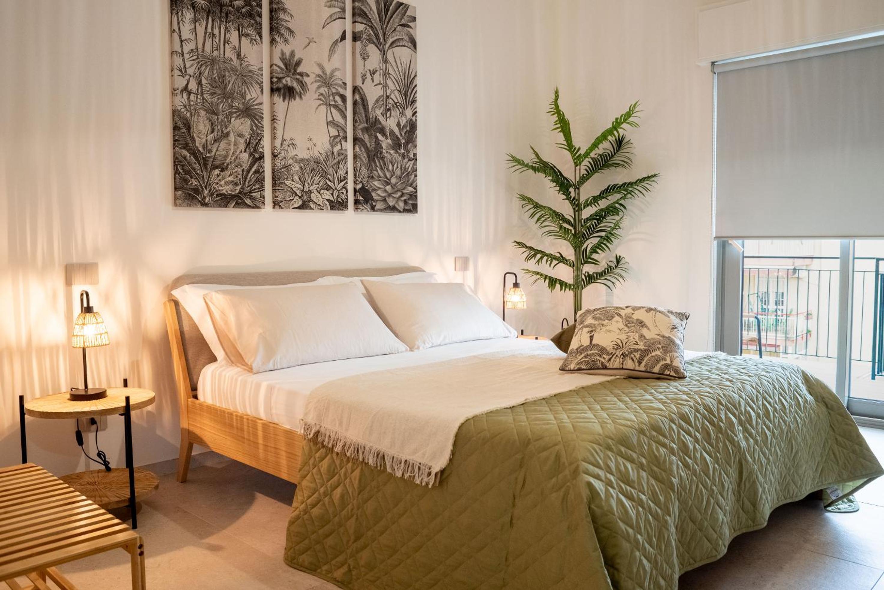 Double Room with Balcony photo 1
