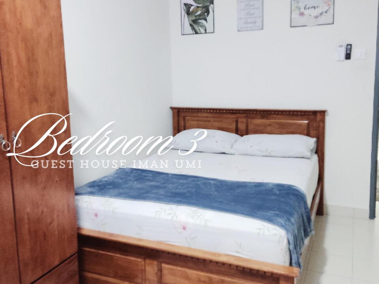 Four-Bedroom House photo 2
