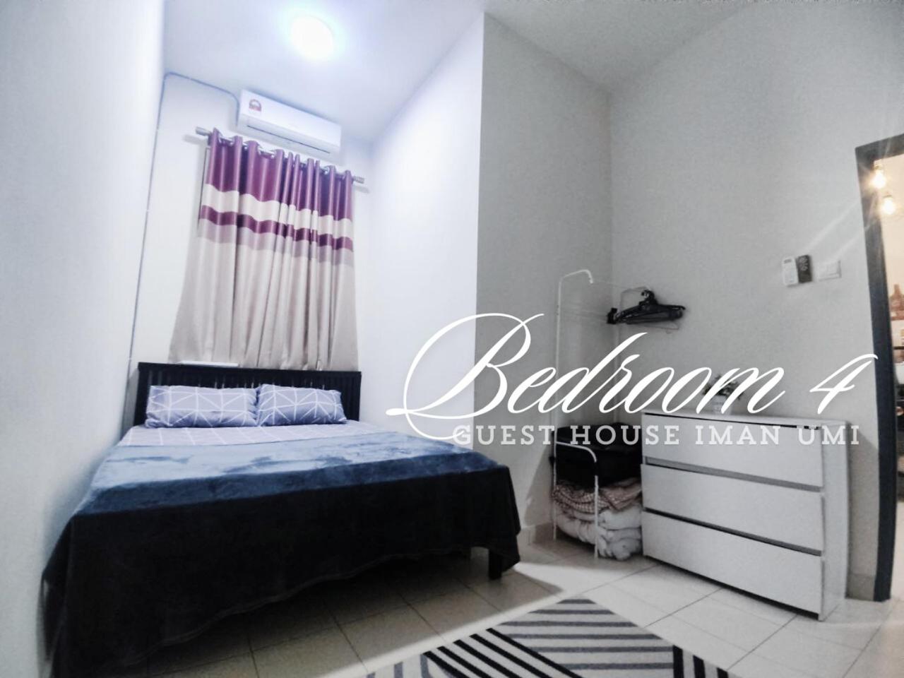 Four-Bedroom House photo 3
