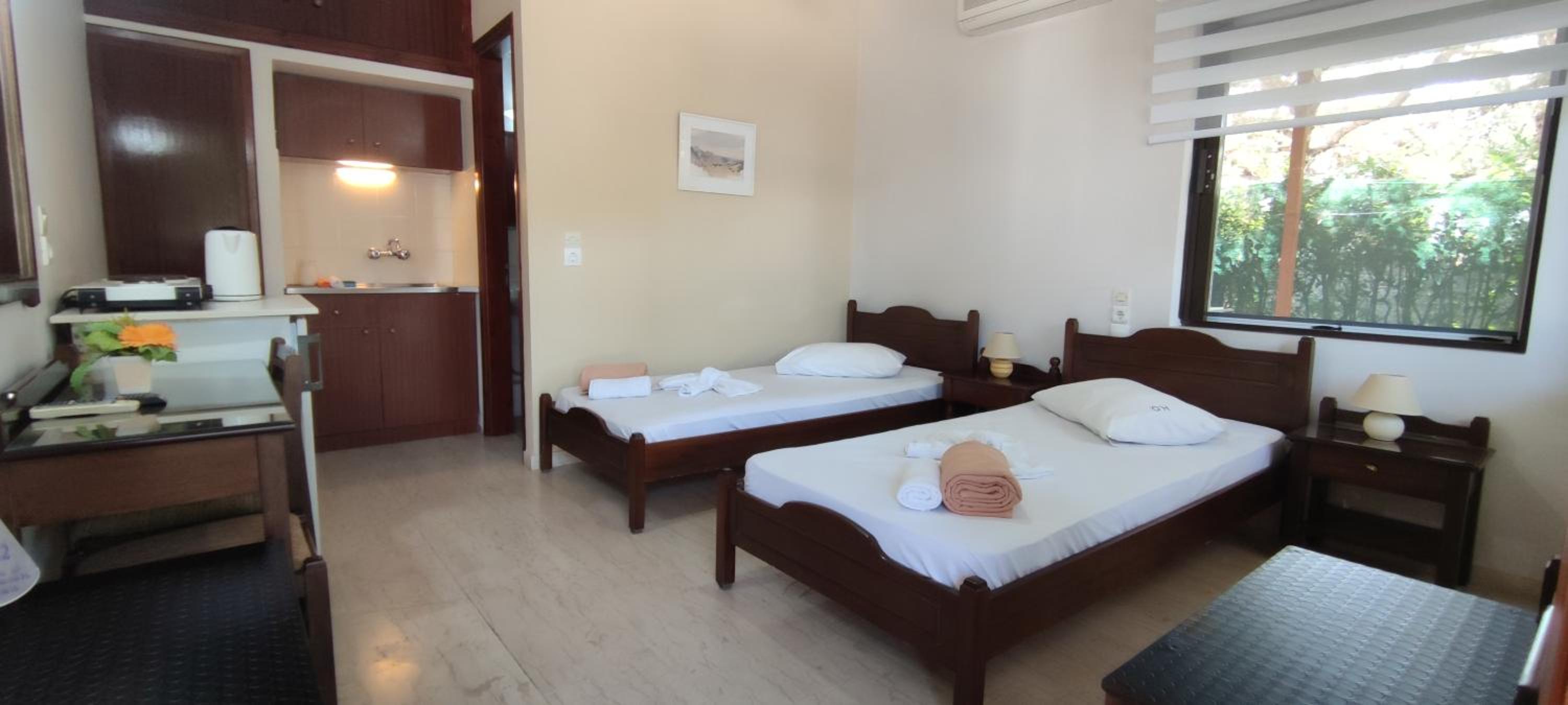 Standard Twin Room