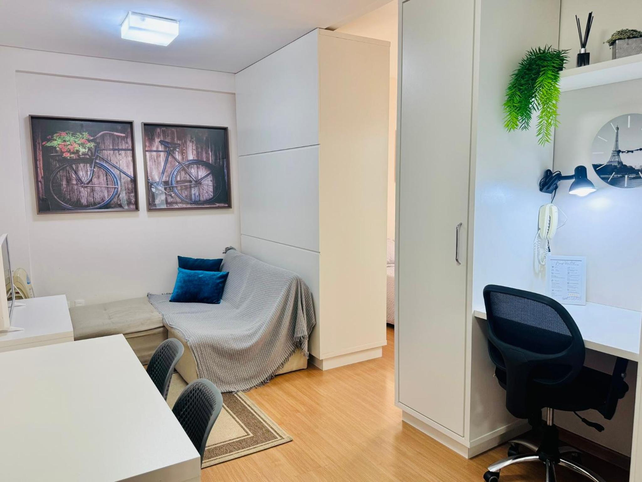 One-Bedroom Apartment photo 2