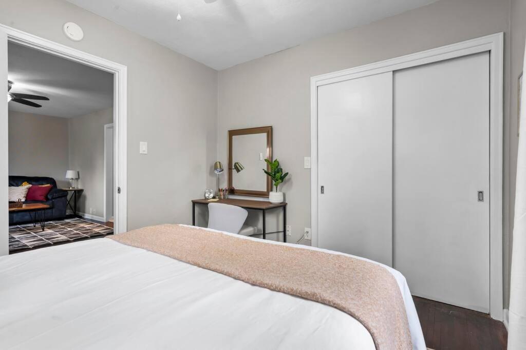 Two-Bedroom House photo 1