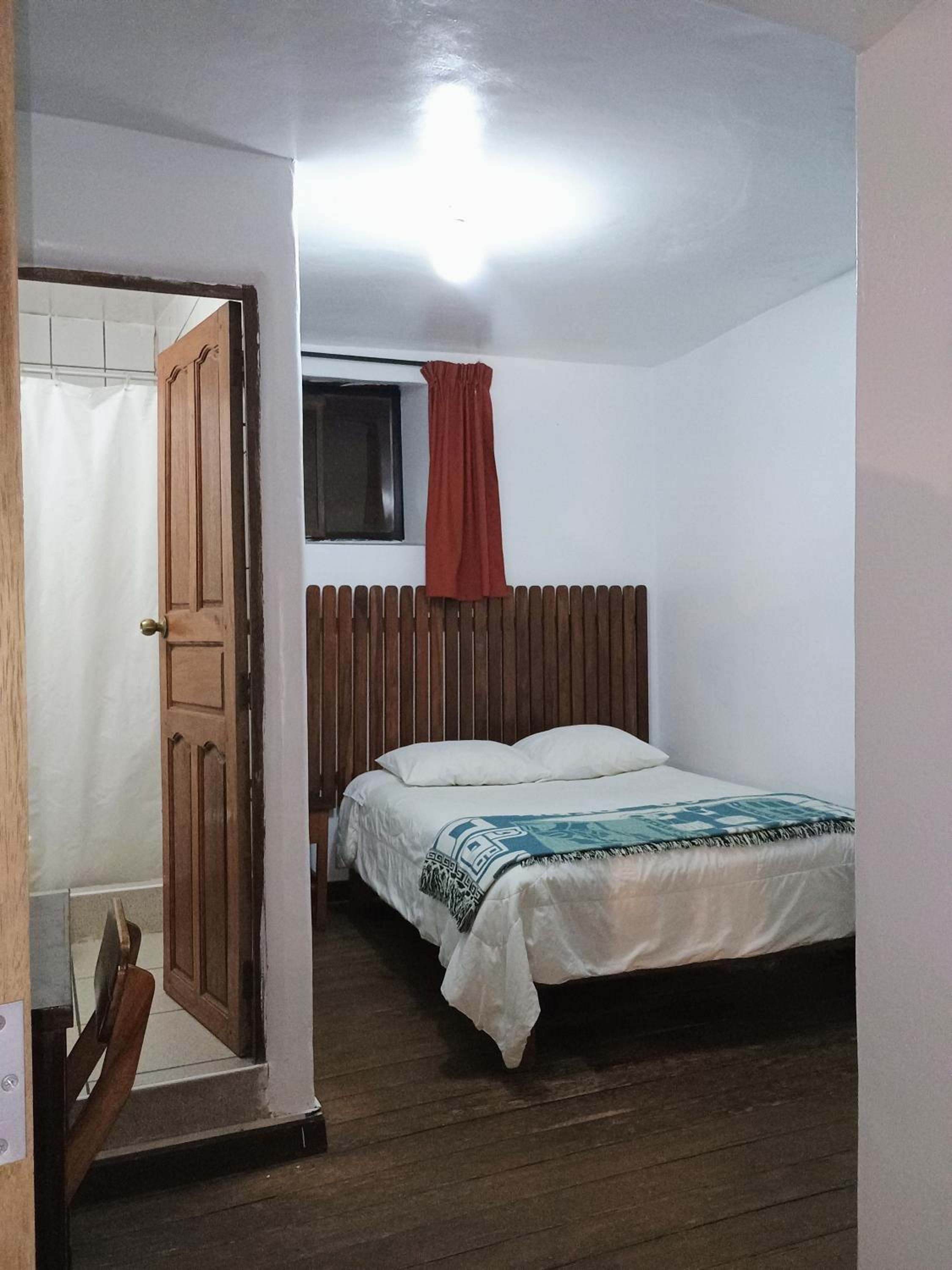 Standard Queen Room
