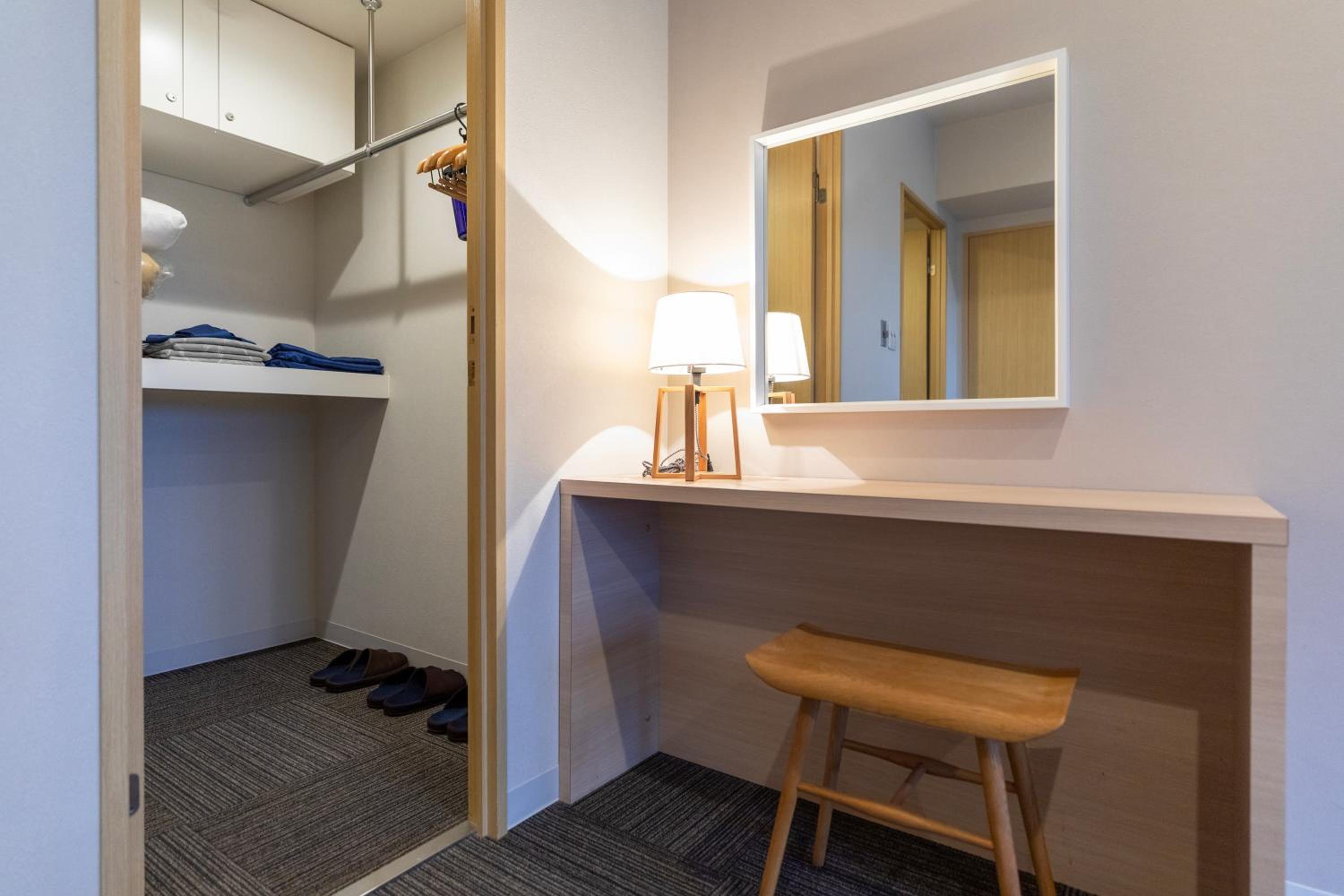 Deluxe Quadruple Room (7F.10F) with Mt.Fuji View - Non-Smoking - Upper Floor - No Daily Cleaning thumbnail 5