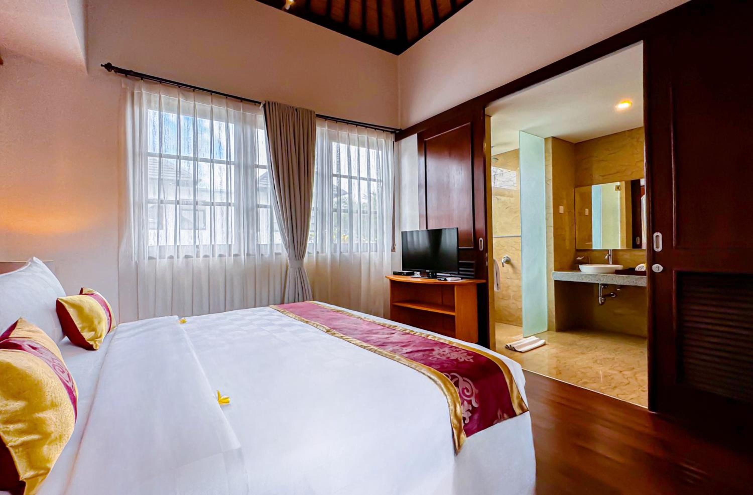 Two-Bedroom Villa - Photo 1