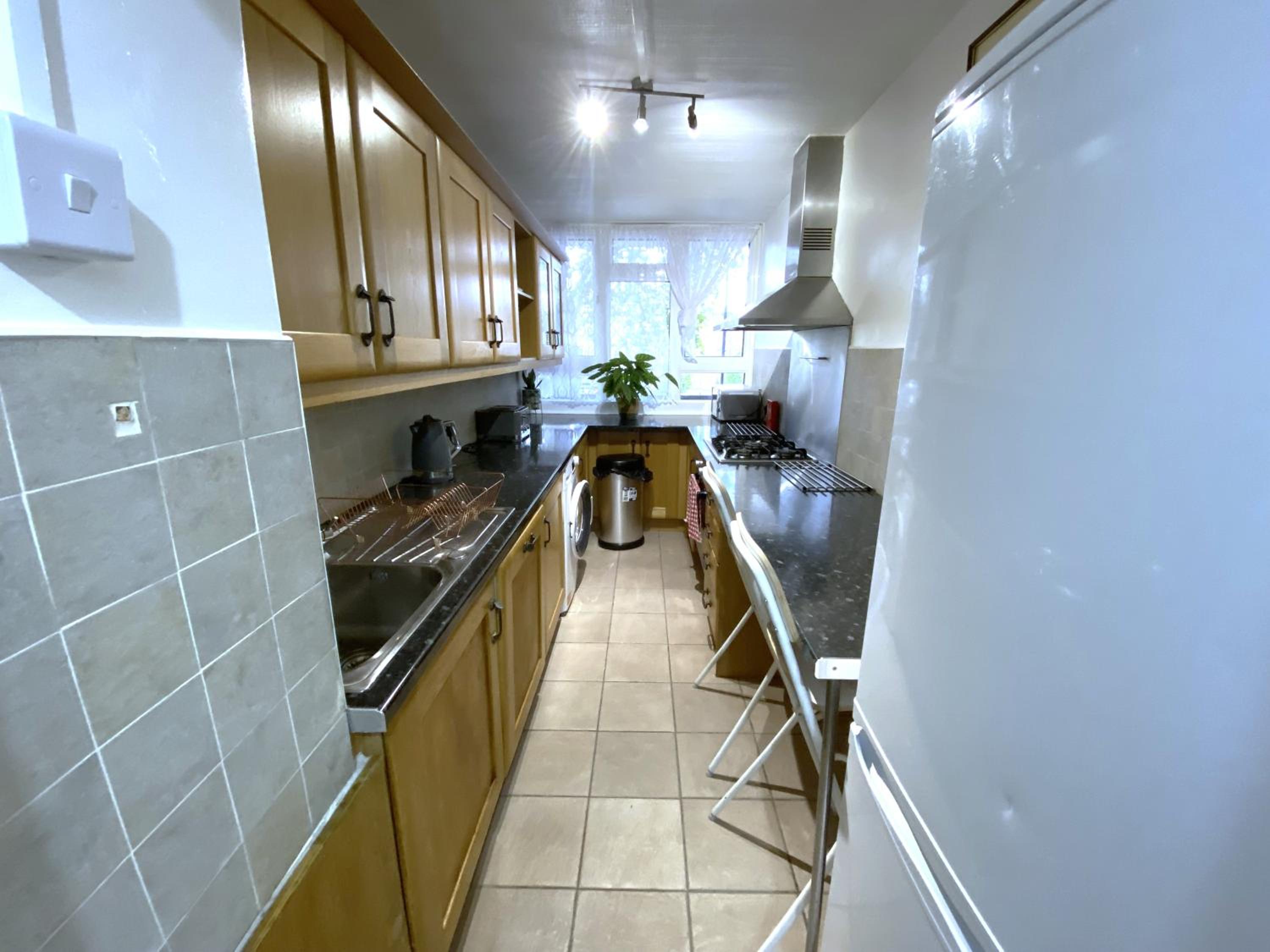Budget Double Room photo 3