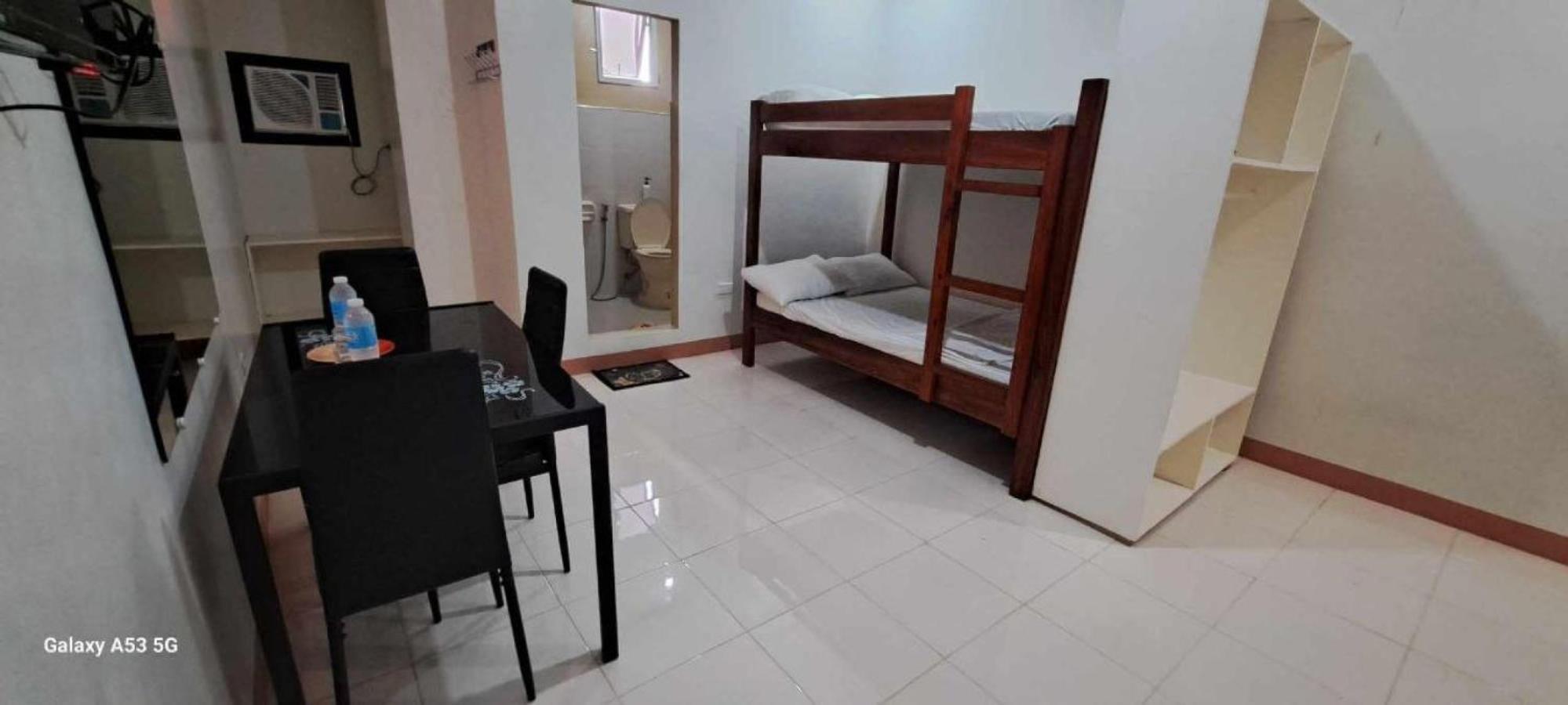 Quadruple Room - Photo 8