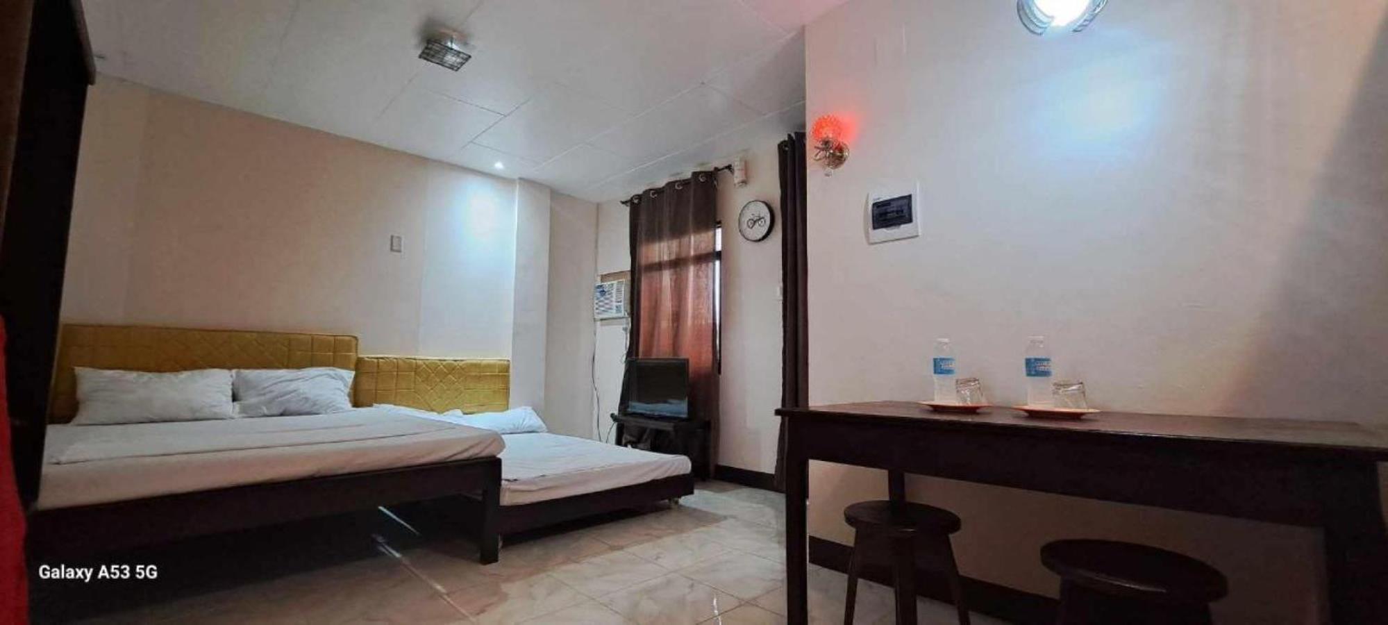 Quadruple Room - Photo 4