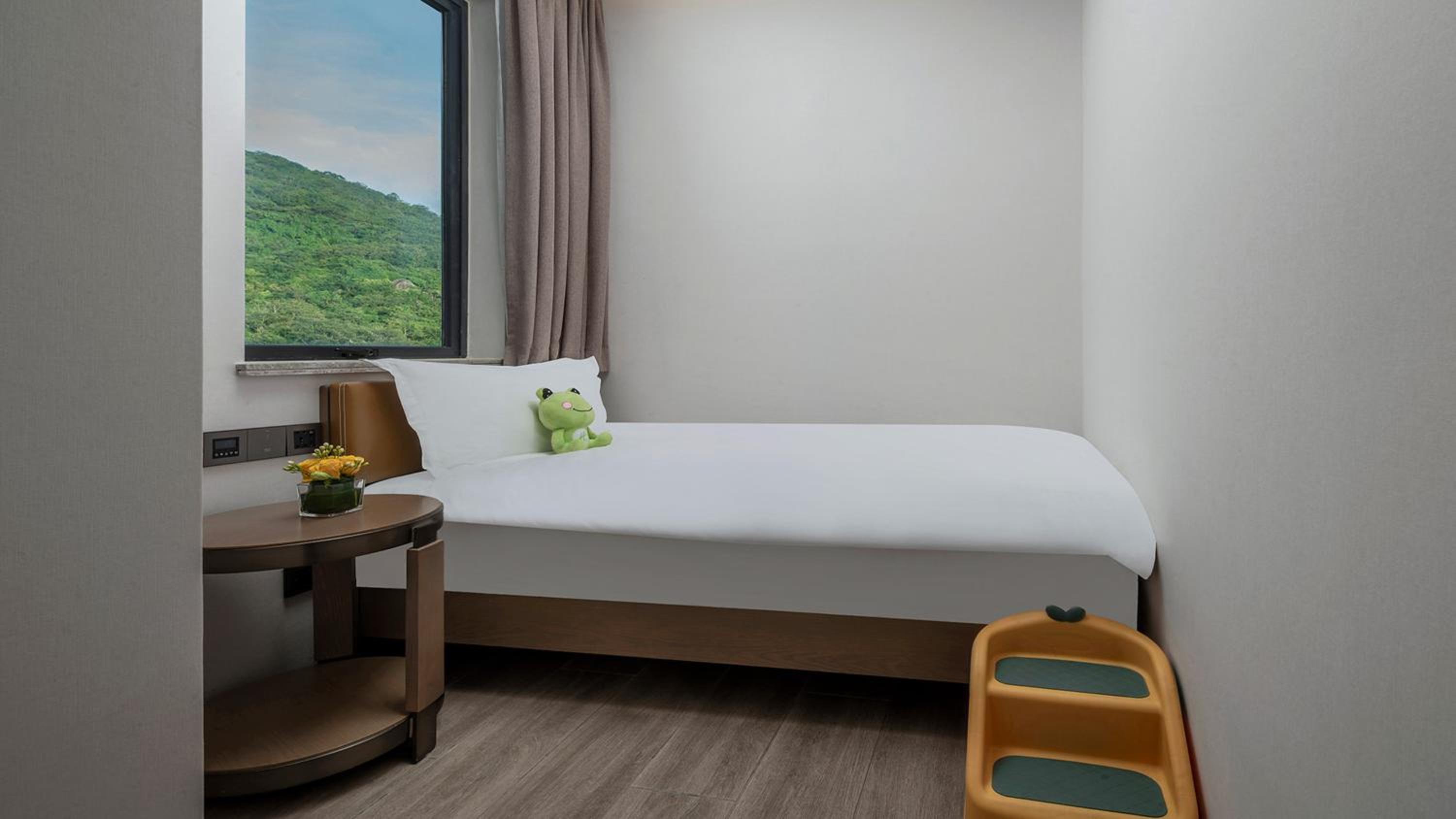 Family Suite - 1-Bedroom（Daily Self-Service Laundry Service+Enjoy 2 Hot Pot Sets For Two Throughout The Stay）