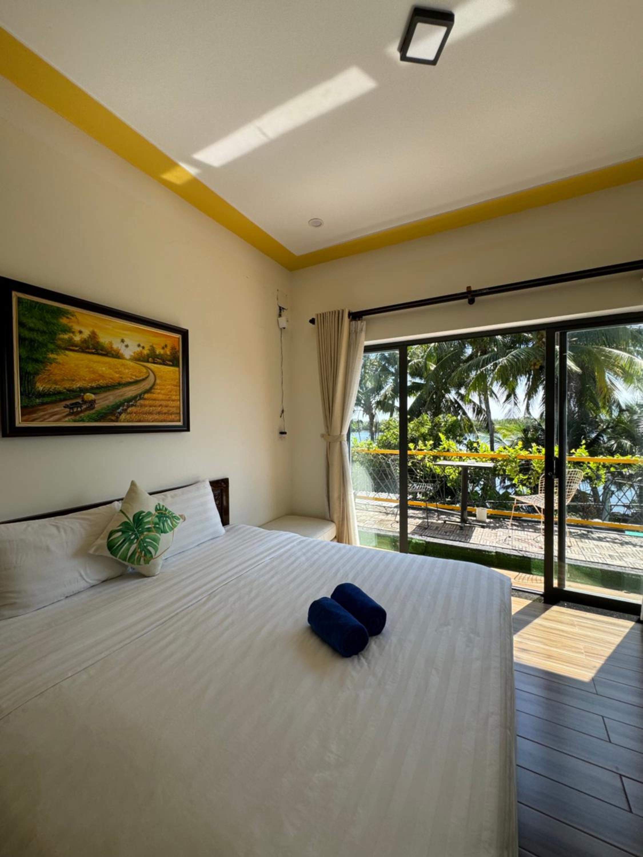 Deluxe Double Room with Balcony