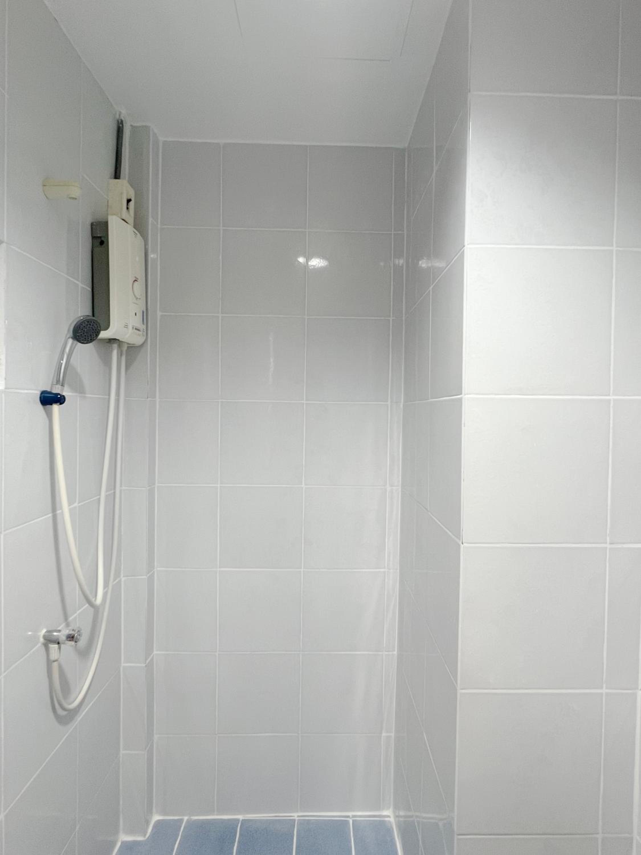 Triple Room with Private Bathroom photo 2