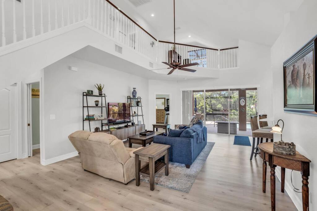 Three-Bedroom House photo 1