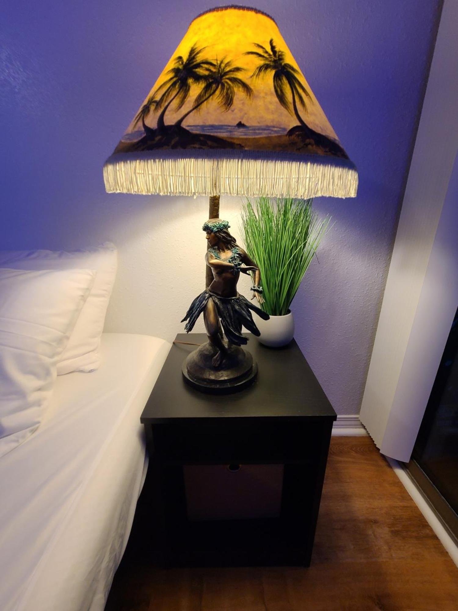 Studio private owned at Luana Hotel & Suites, partial ocean & city view, no resort, and valet parking 40 a day reduced in room rate!!!: Studio with Ocean View photo