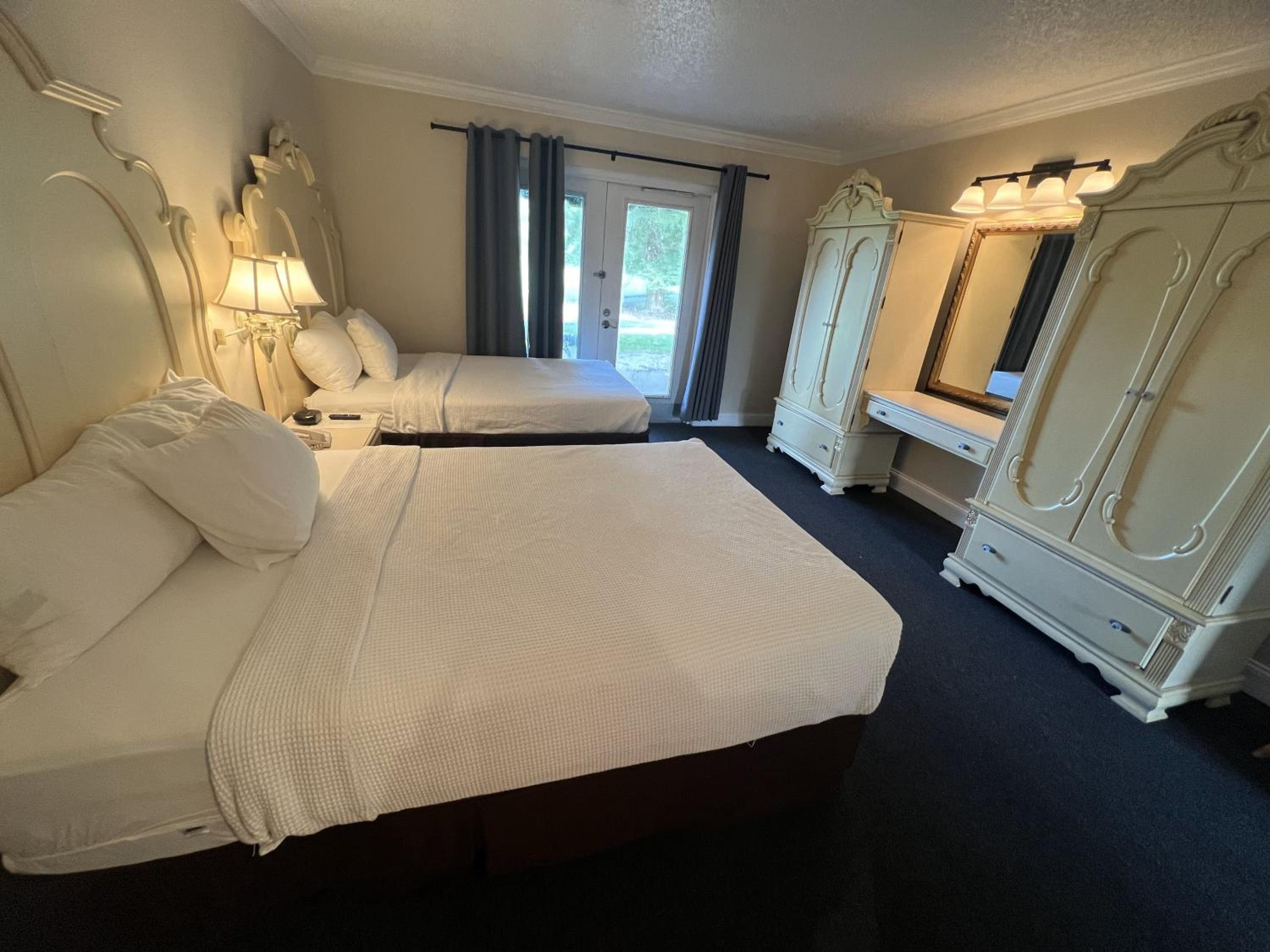 Standard Double Suite - Photo 2